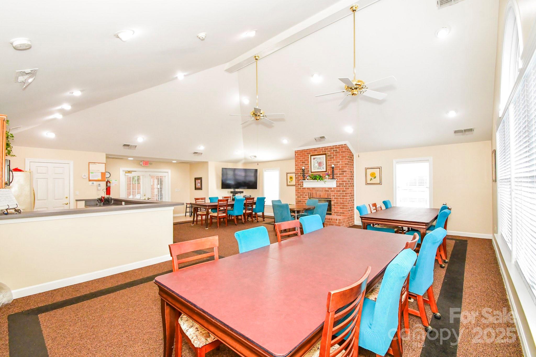 Windsor Oaks - Residential