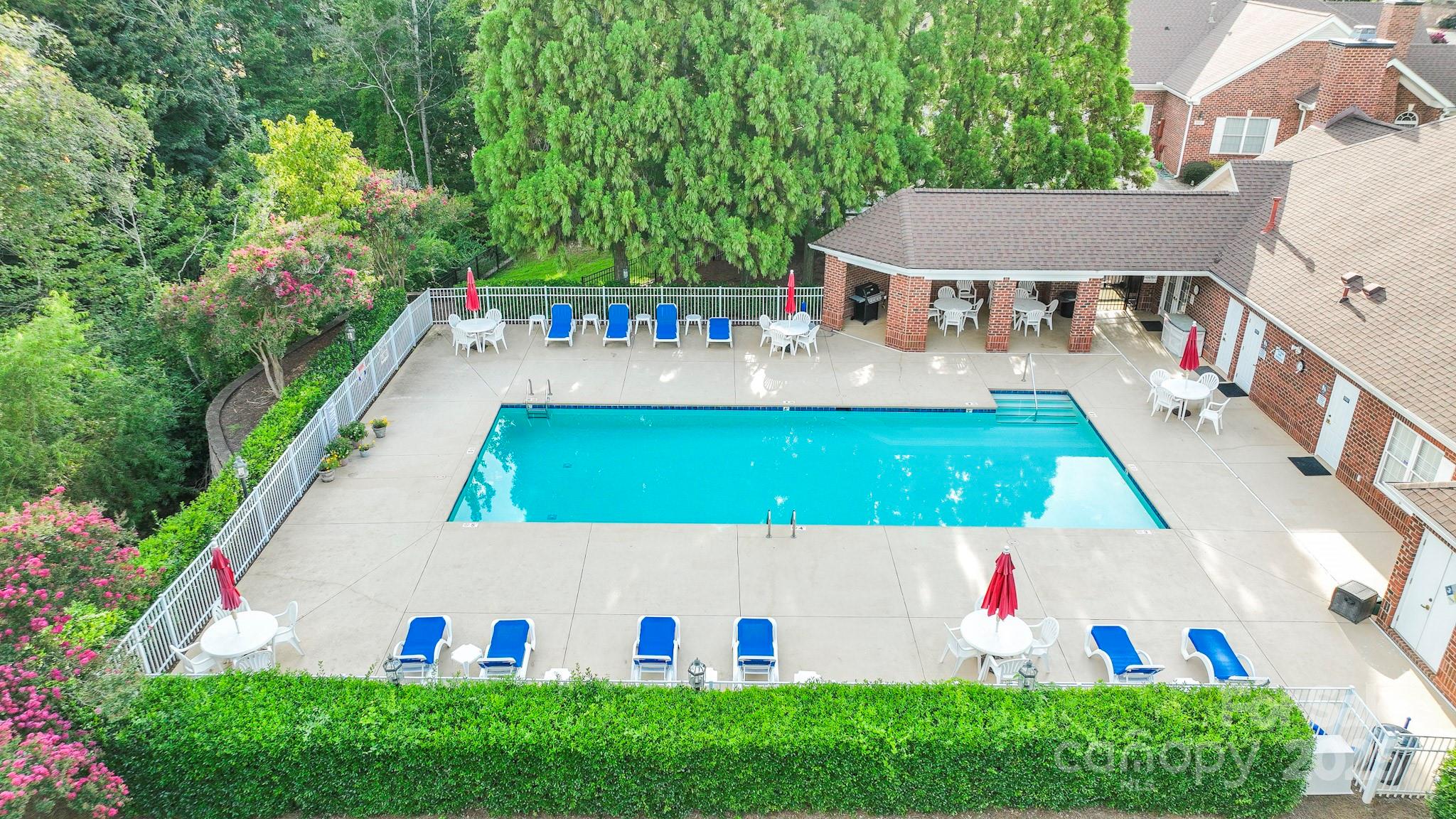 Windsor Oaks - Residential