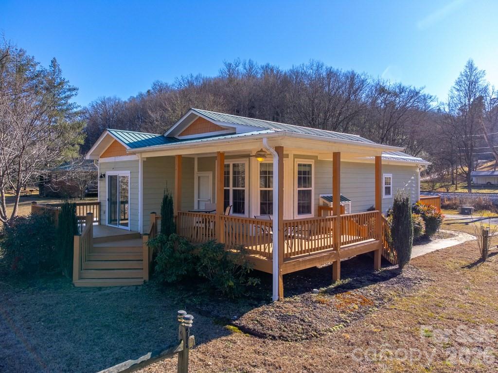 Tuckasegee River Landing - Residential