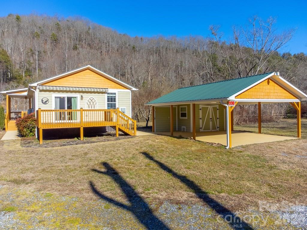 Tuckasegee River Landing - Residential