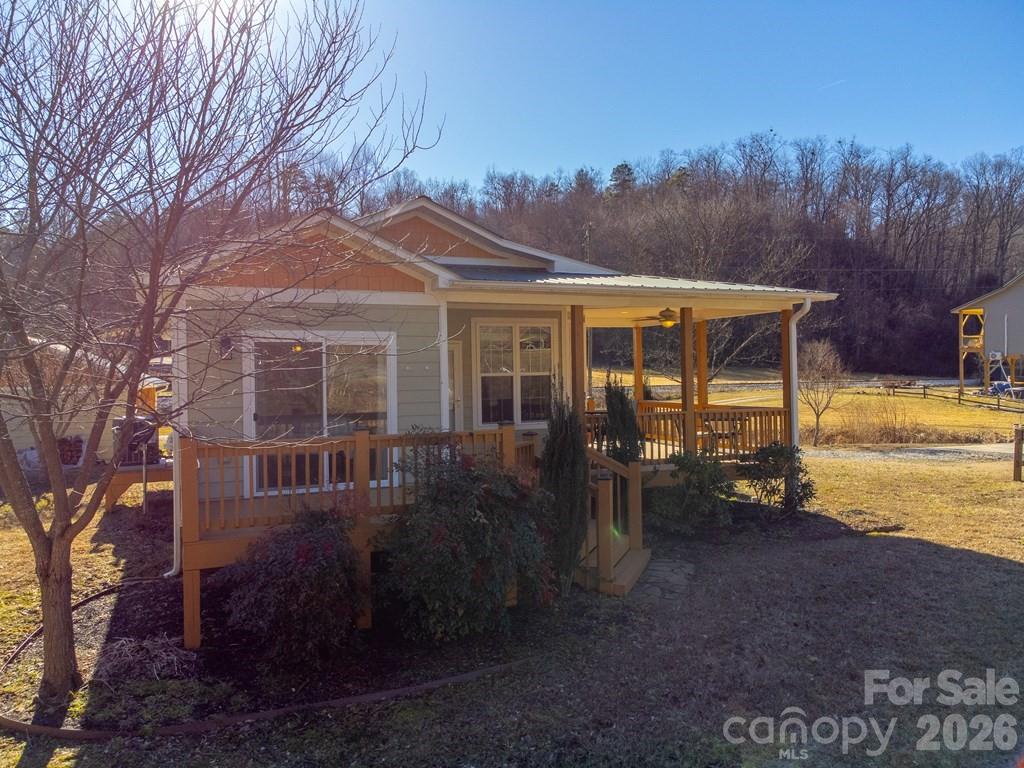 Tuckasegee River Landing - Residential