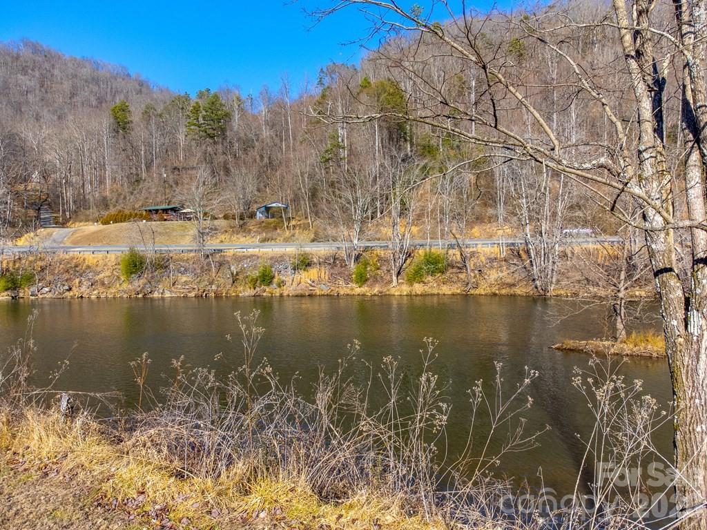 Tuckasegee River Landing - Residential