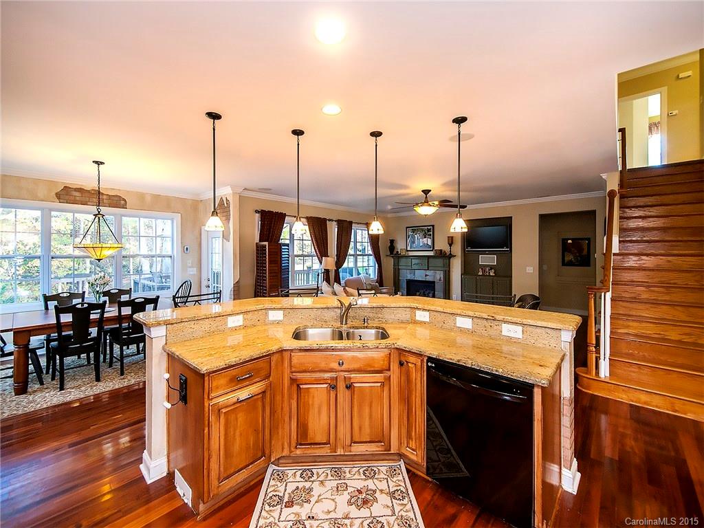 Tega Cay - Residential