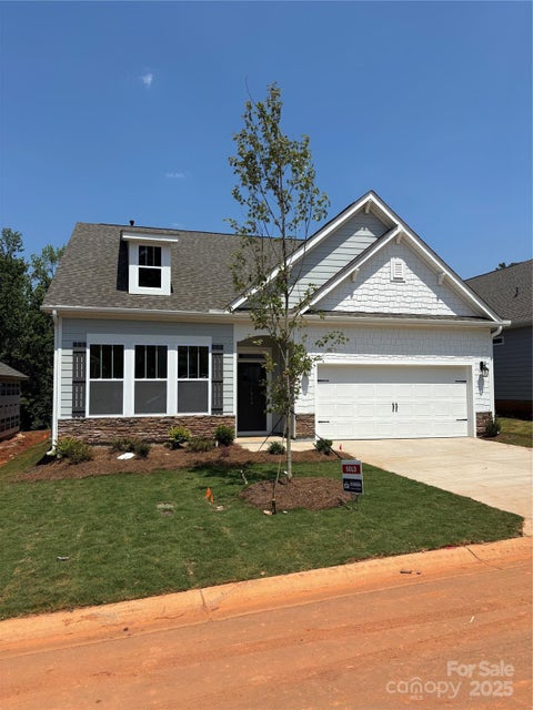 Photo for 1824 Wabash Place