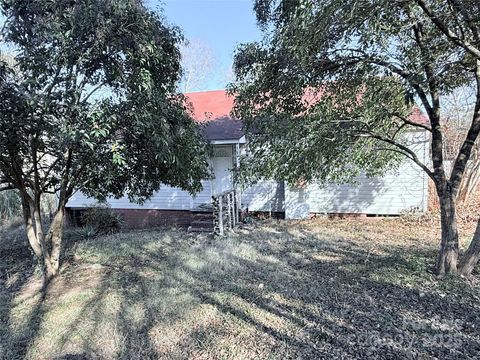 560 6th Street Chester SC 29706