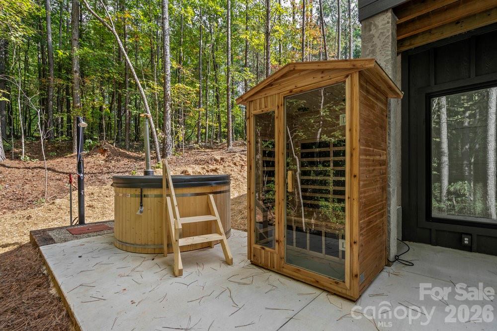 Tongass Ridge - Residential