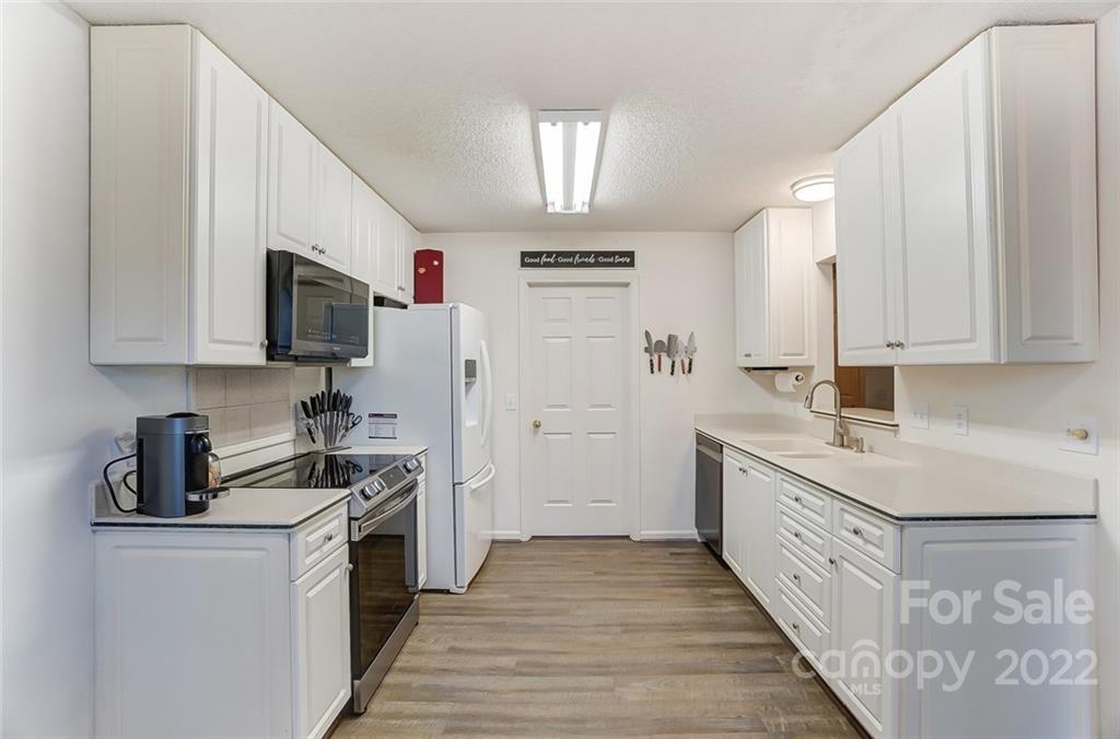 Martin Lakes - Residential