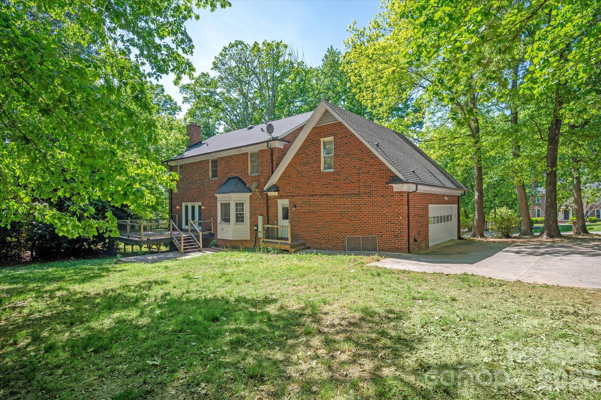 Shannon Woods - Residential