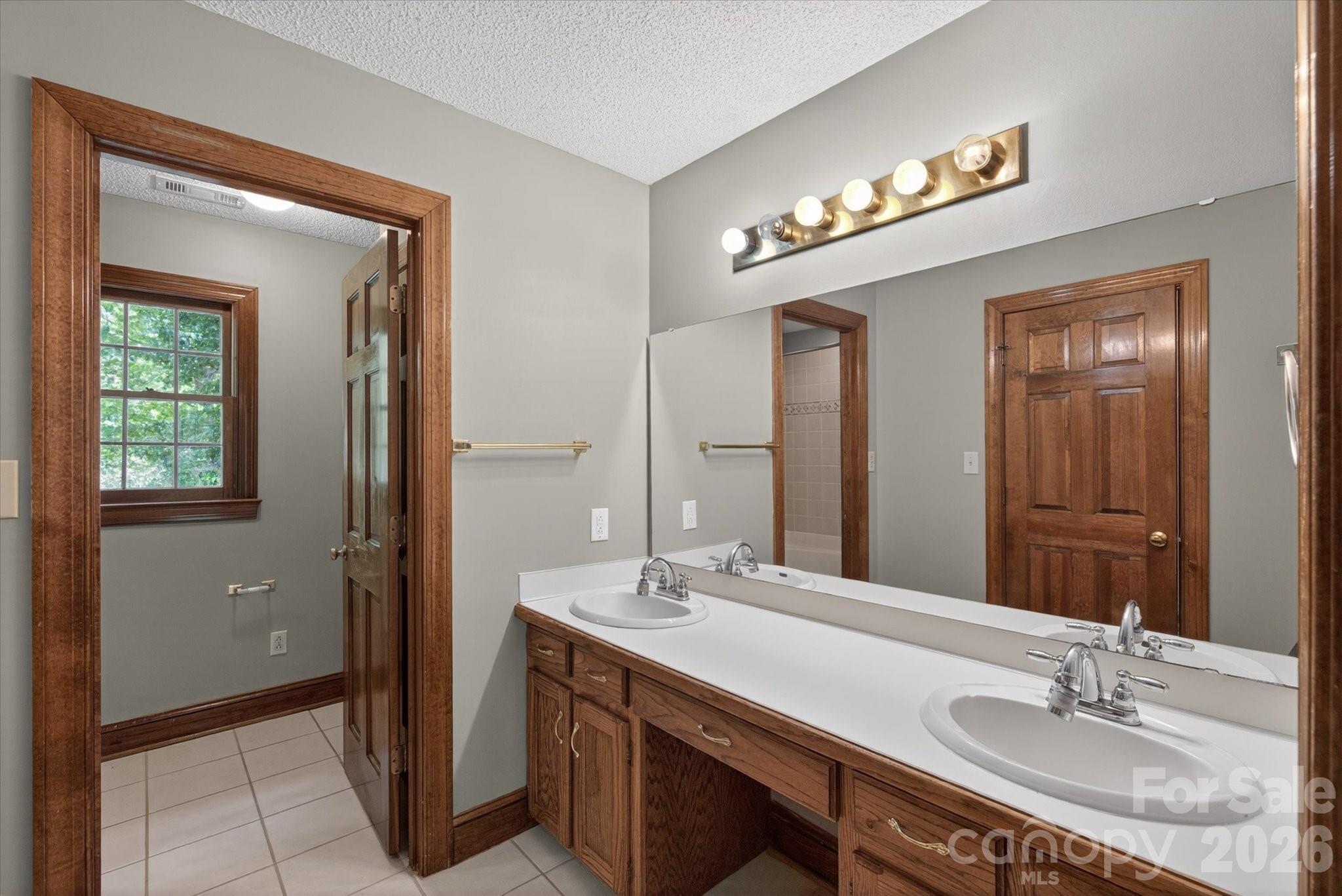 Shannon Woods - Residential