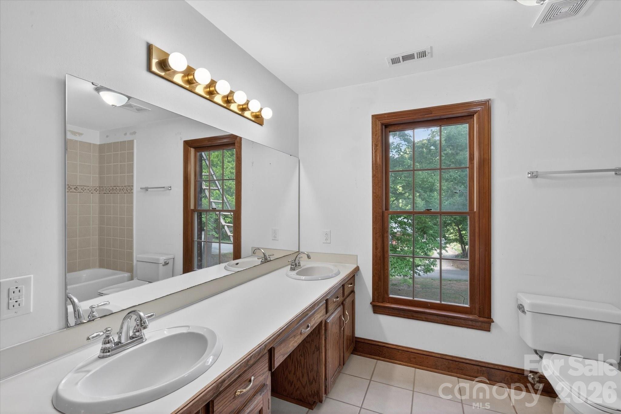 Shannon Woods - Residential