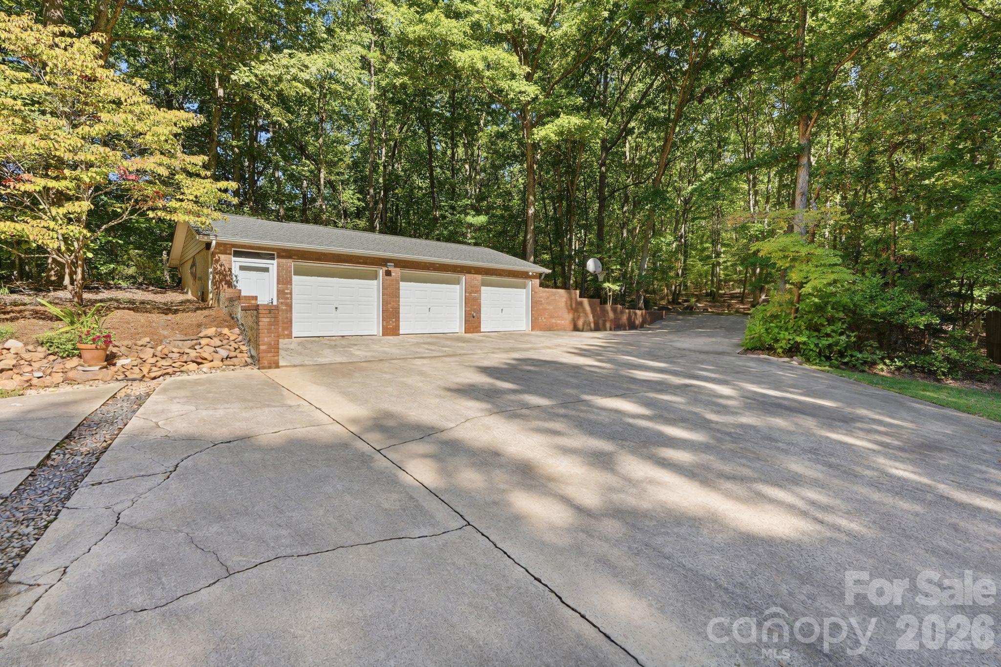 614 Stonehaven Court