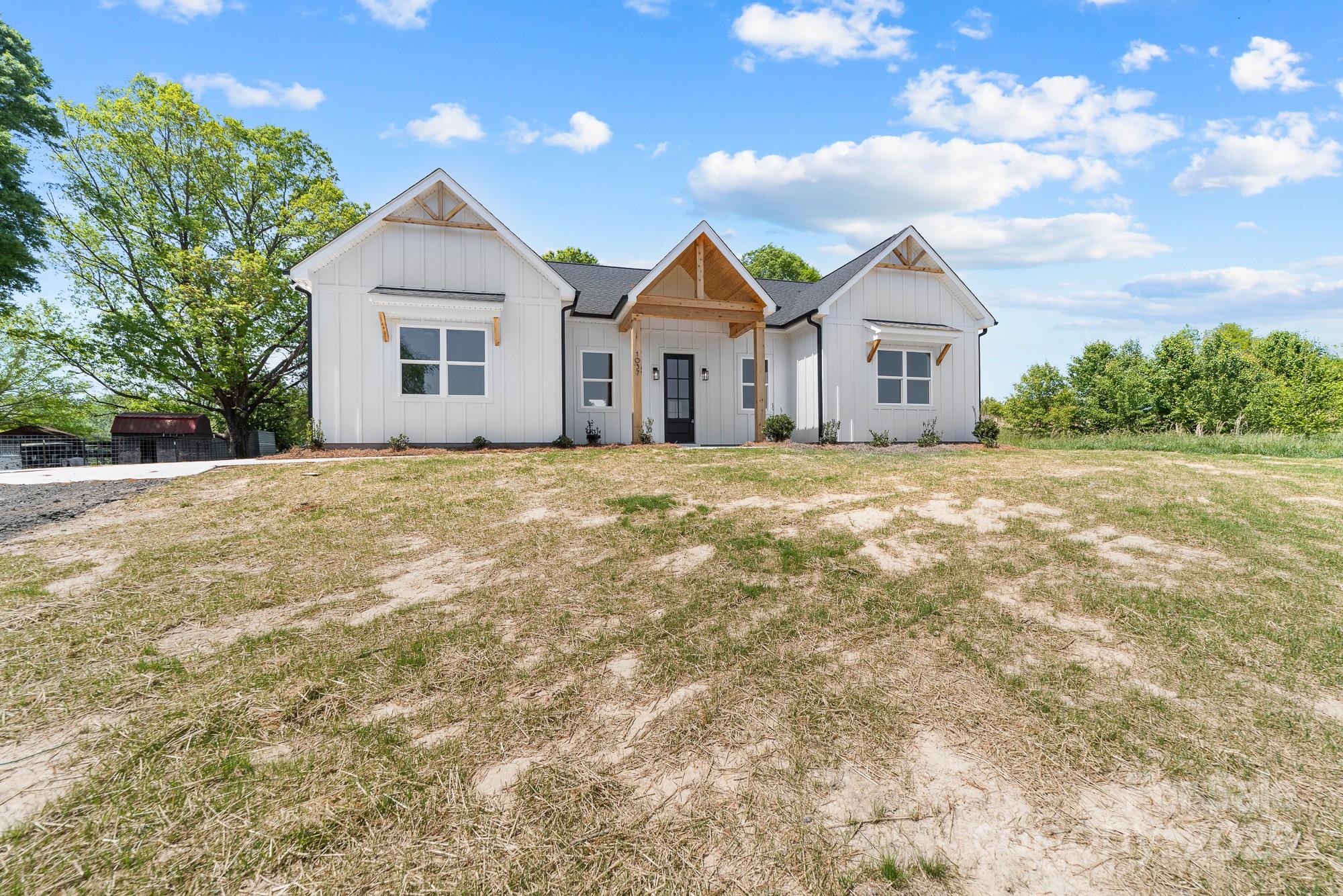 1037 Dameron Road