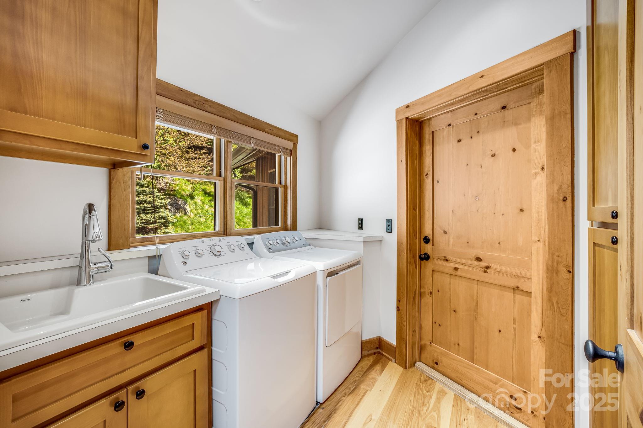 Wolf Laurel - Residential