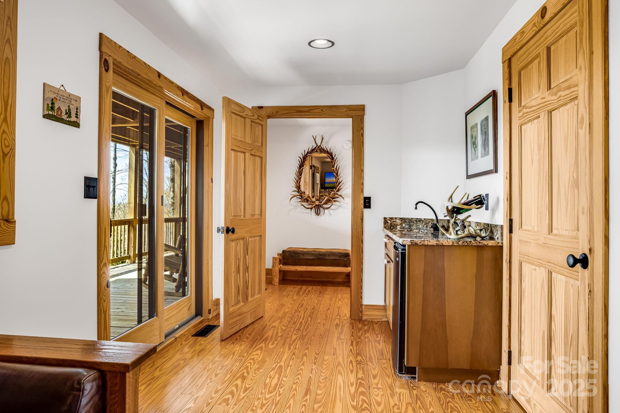 Wolf Laurel - Residential