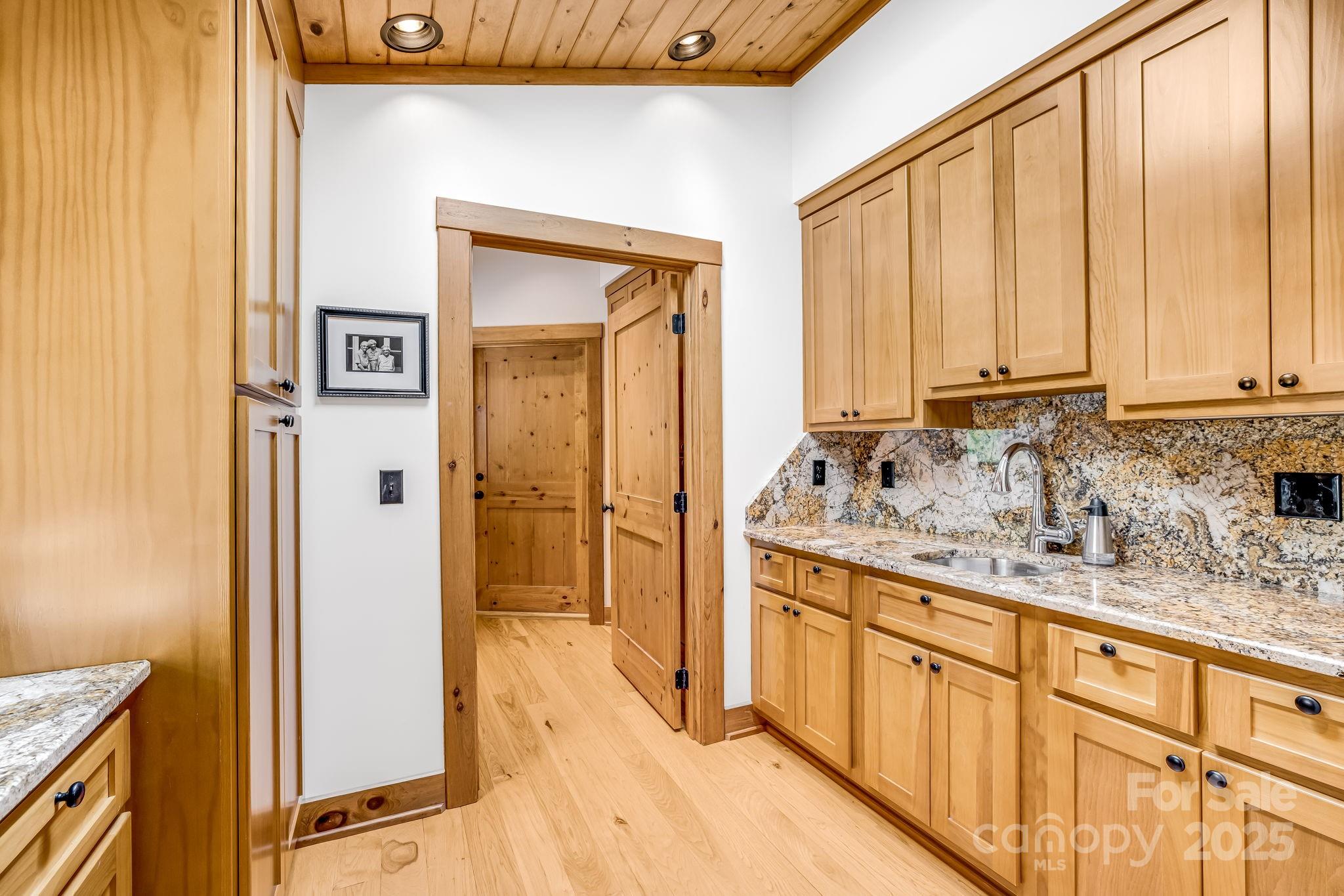 Wolf Laurel - Residential