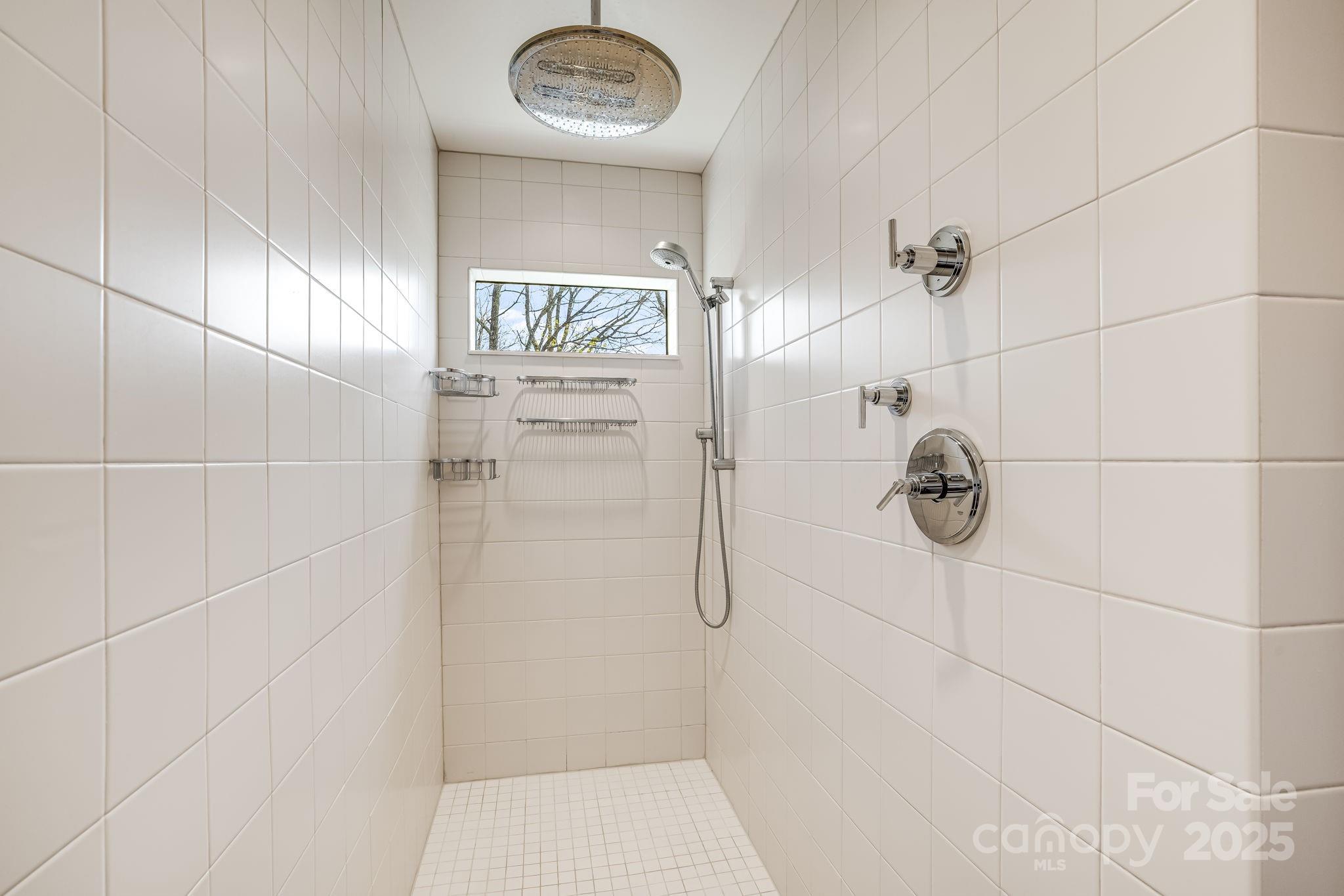 Wolf Laurel - Residential