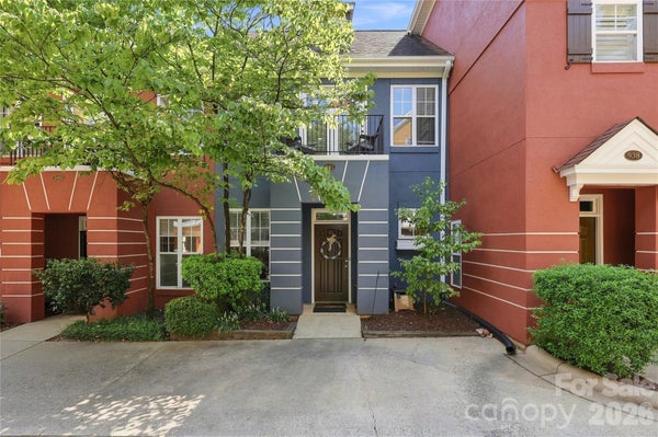 942 HAWTHORNE BRIDGE CT, CHARLOTTE, NC 28204 - Image a668f55e5f566b88eef4335f98a67e2d/1678734884