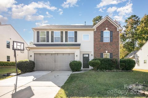 8802 Goldfields Drive Charlotte NC 28227
