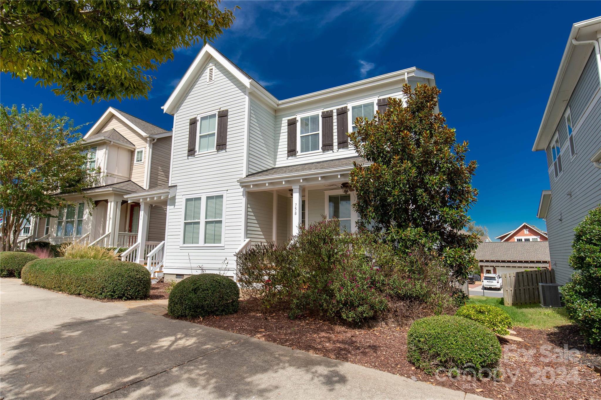 Riverwalk - Residential