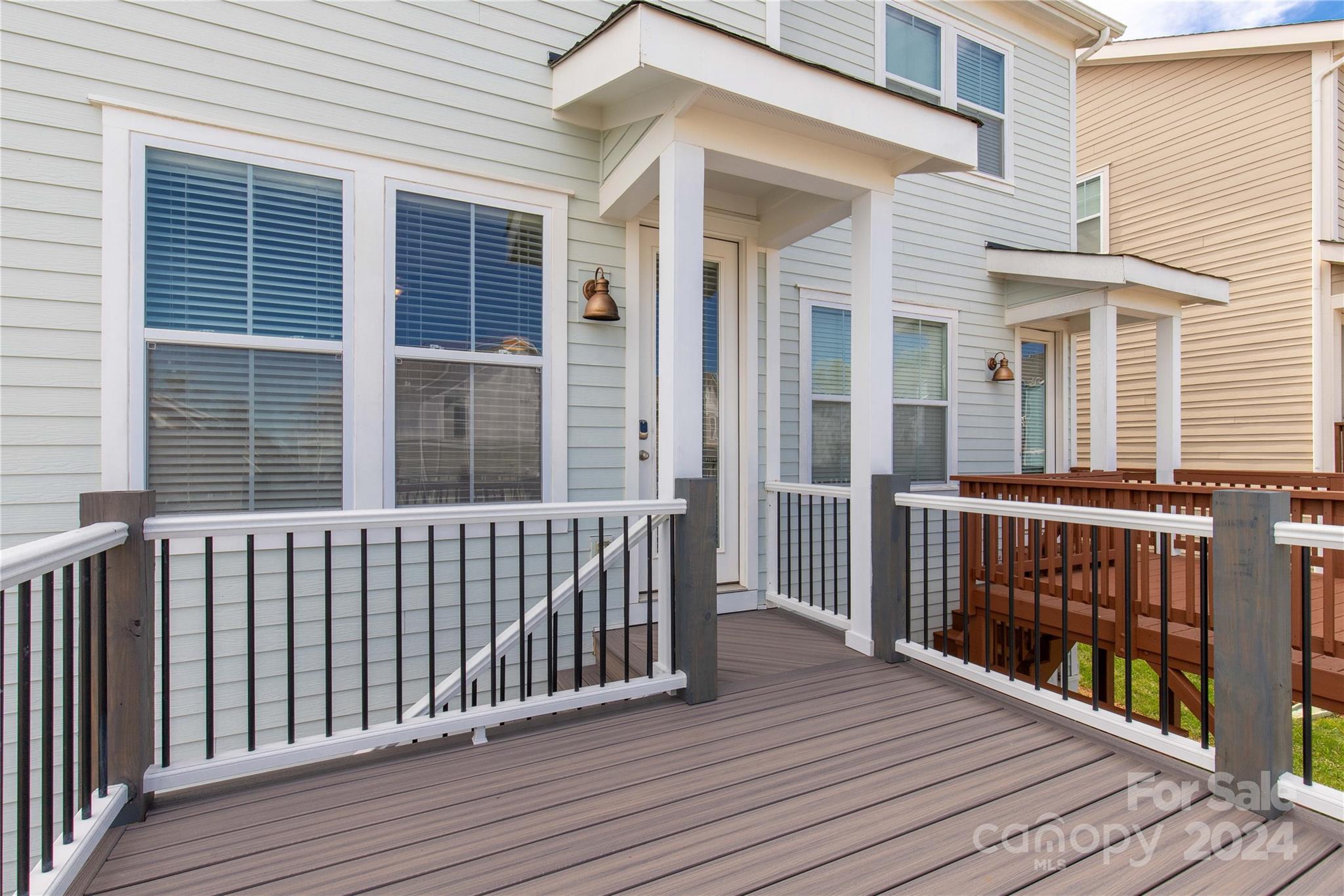 Riverwalk - Residential