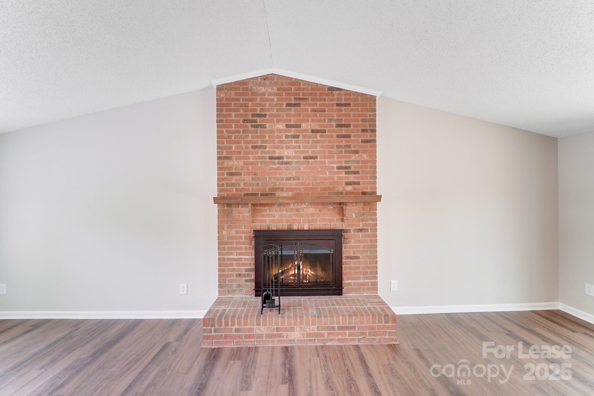 Walden on Carmel - Residential Lease