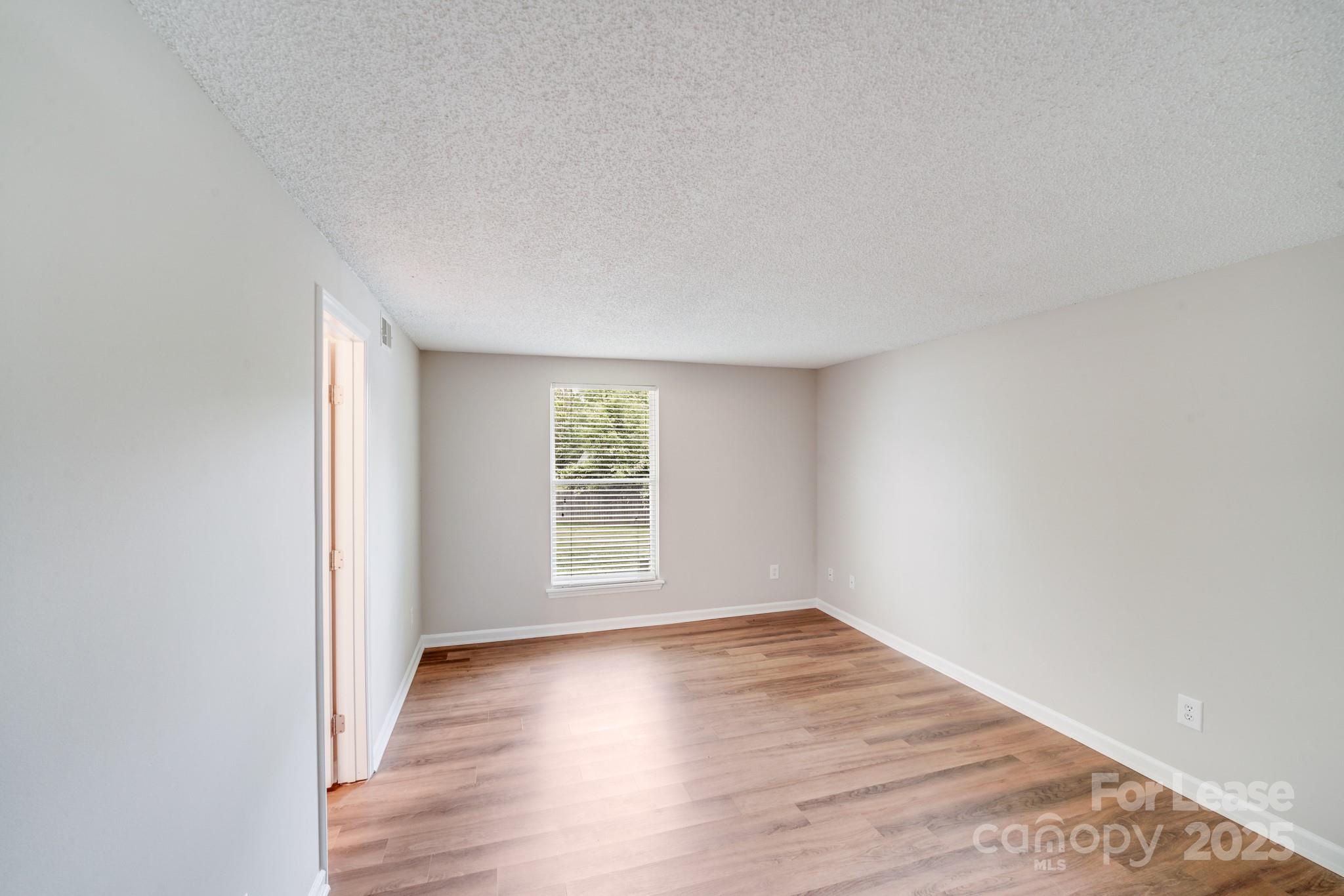 Walden on Carmel - Residential Lease