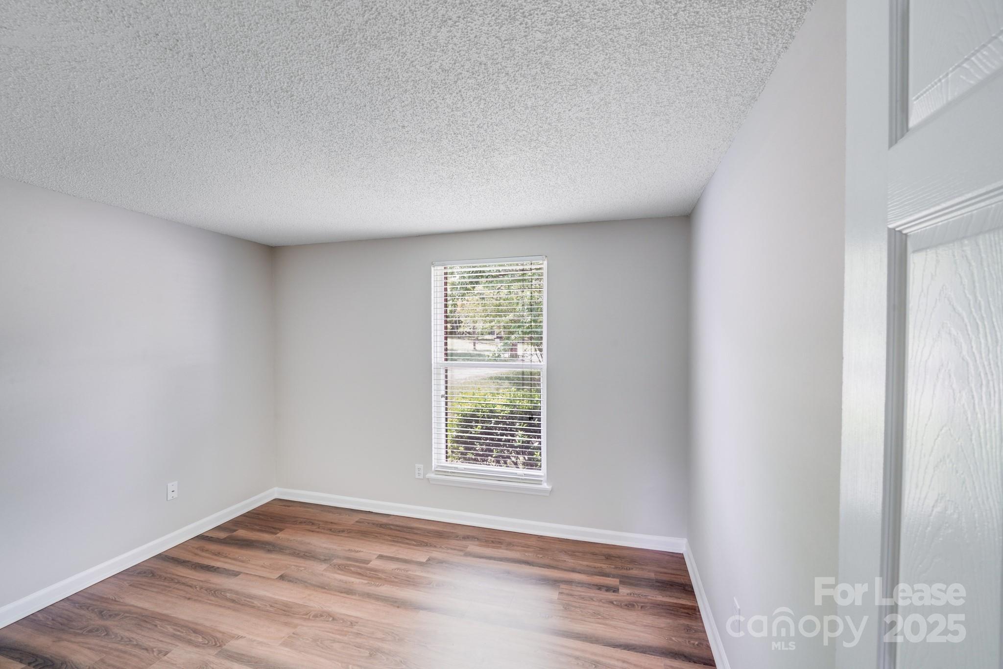 Walden on Carmel - Residential Lease