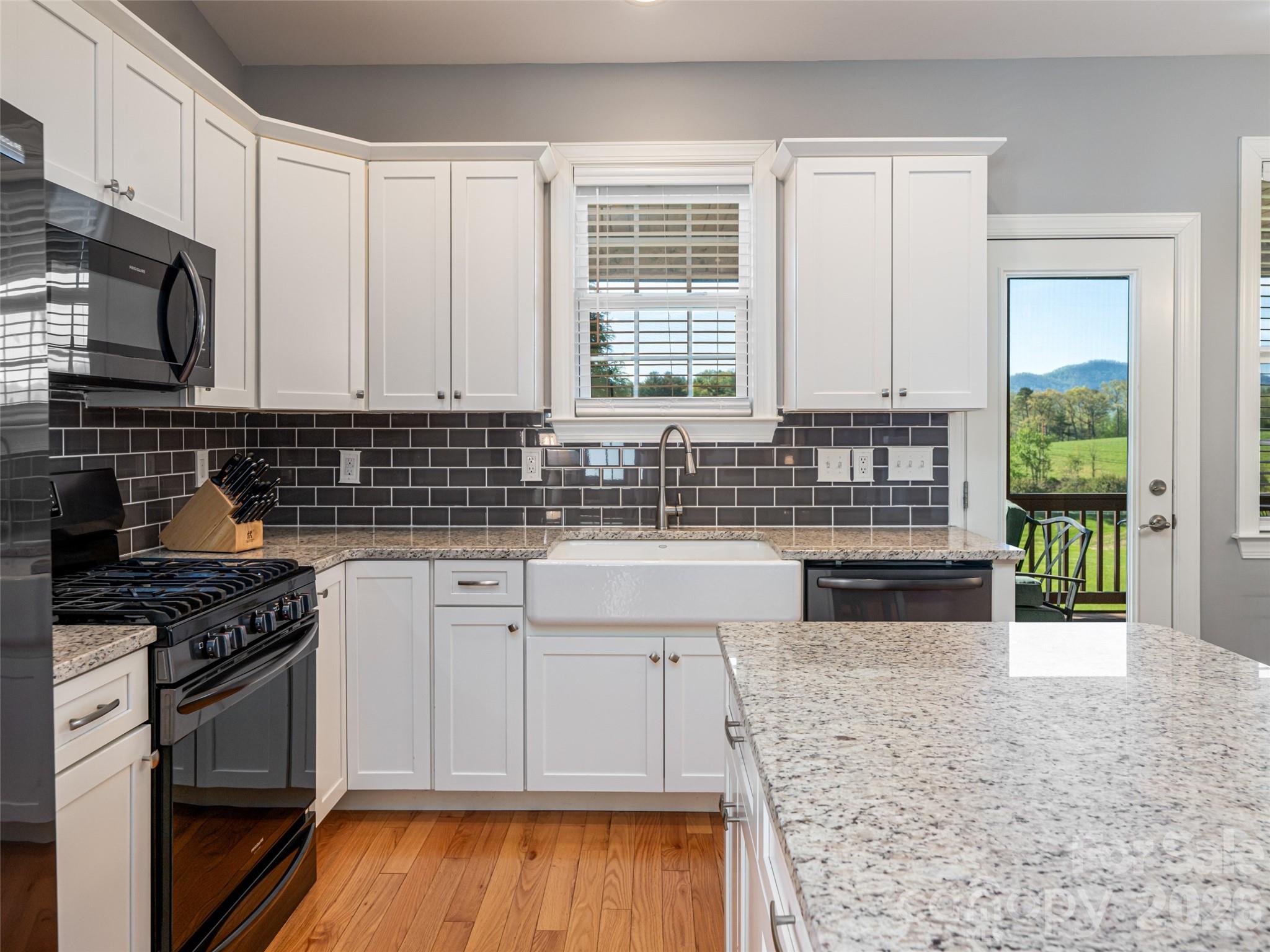 The Views at Rose Hill - Residential