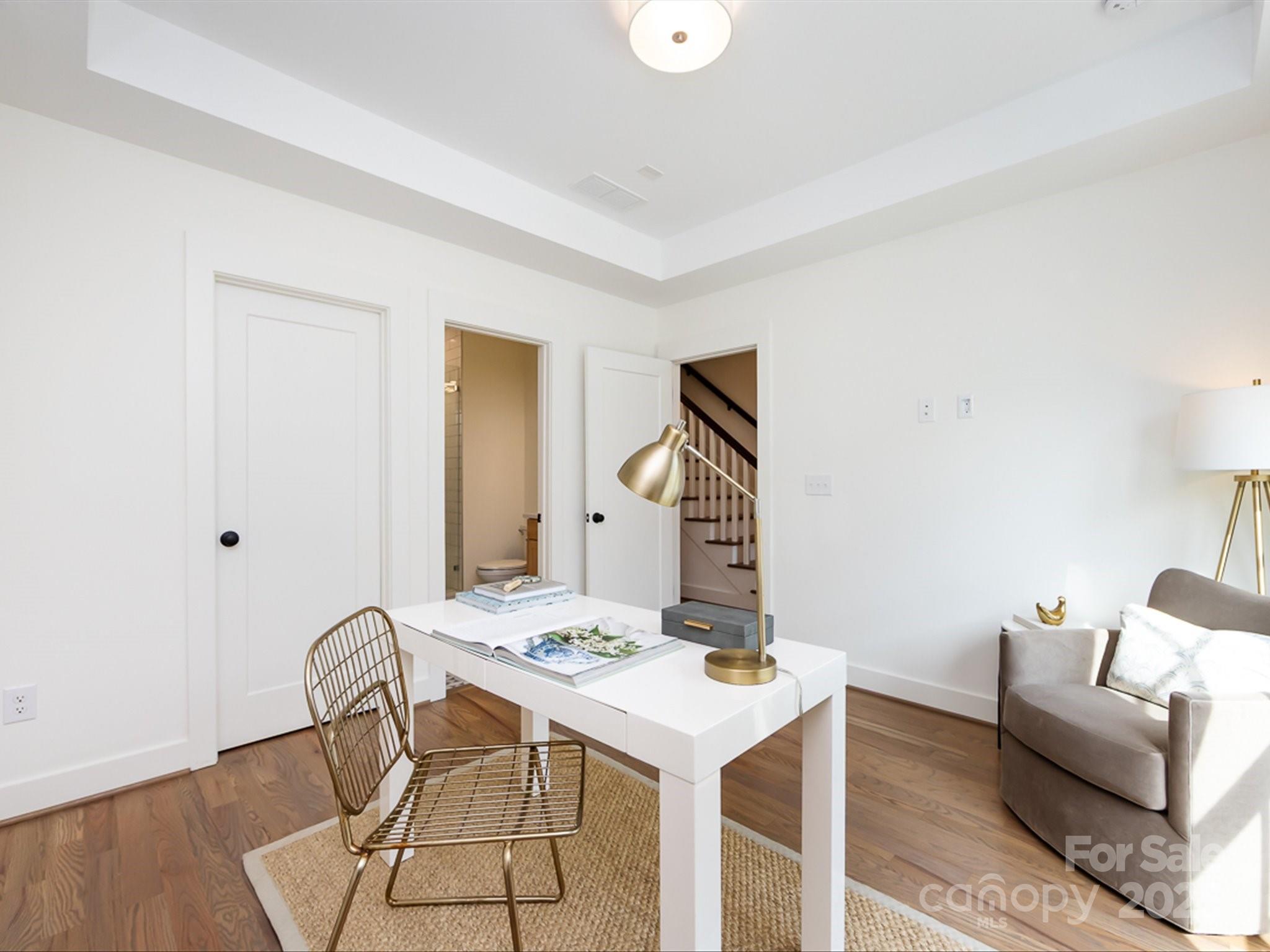 Elizabeth - Residential