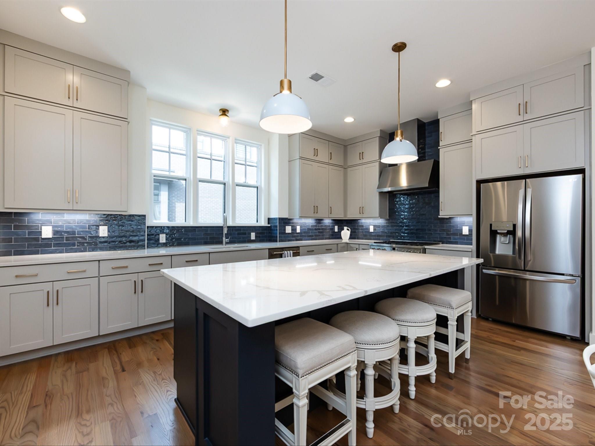 Elizabeth - Residential