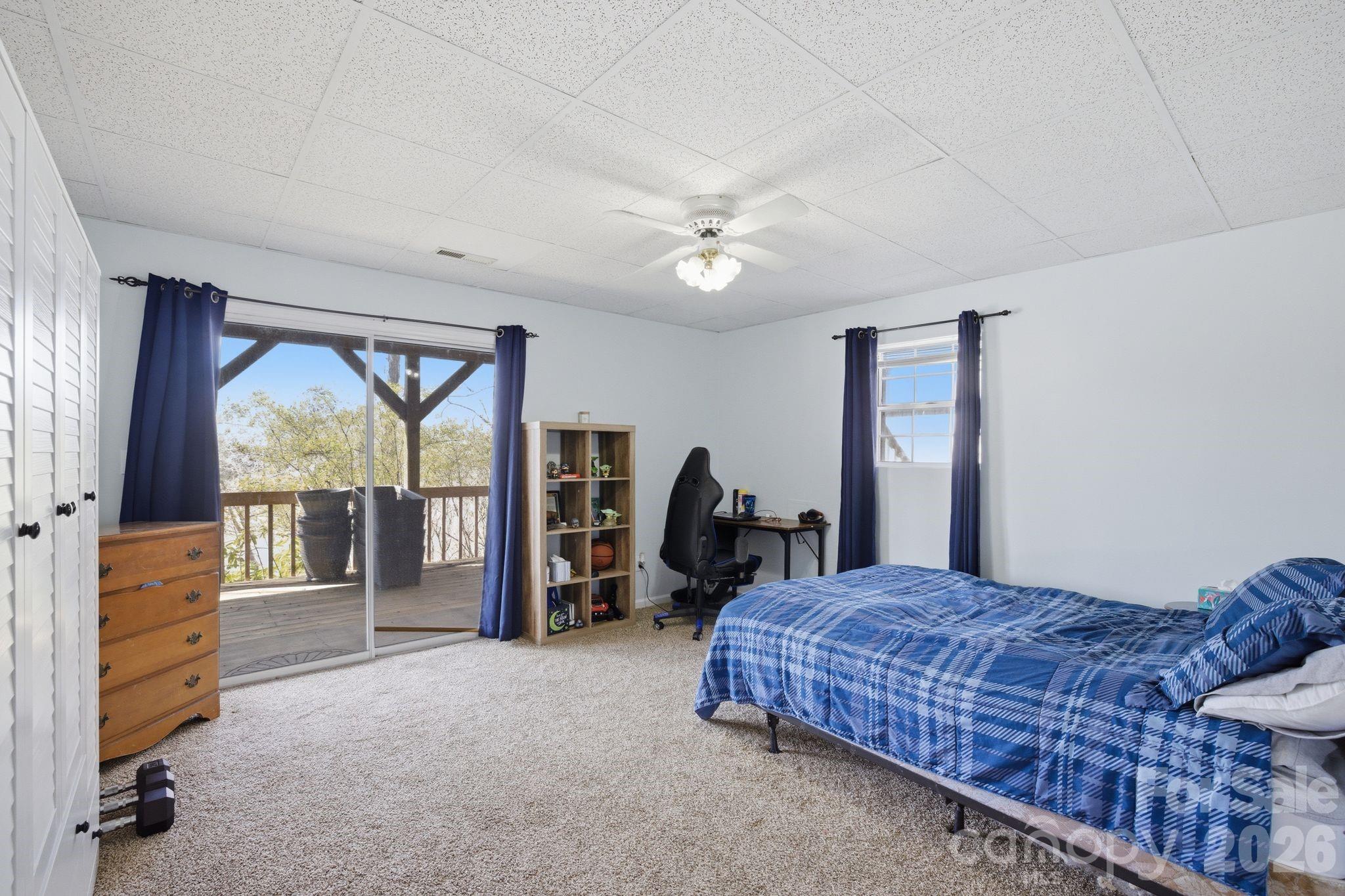 Old Mountain Harbor - Residential