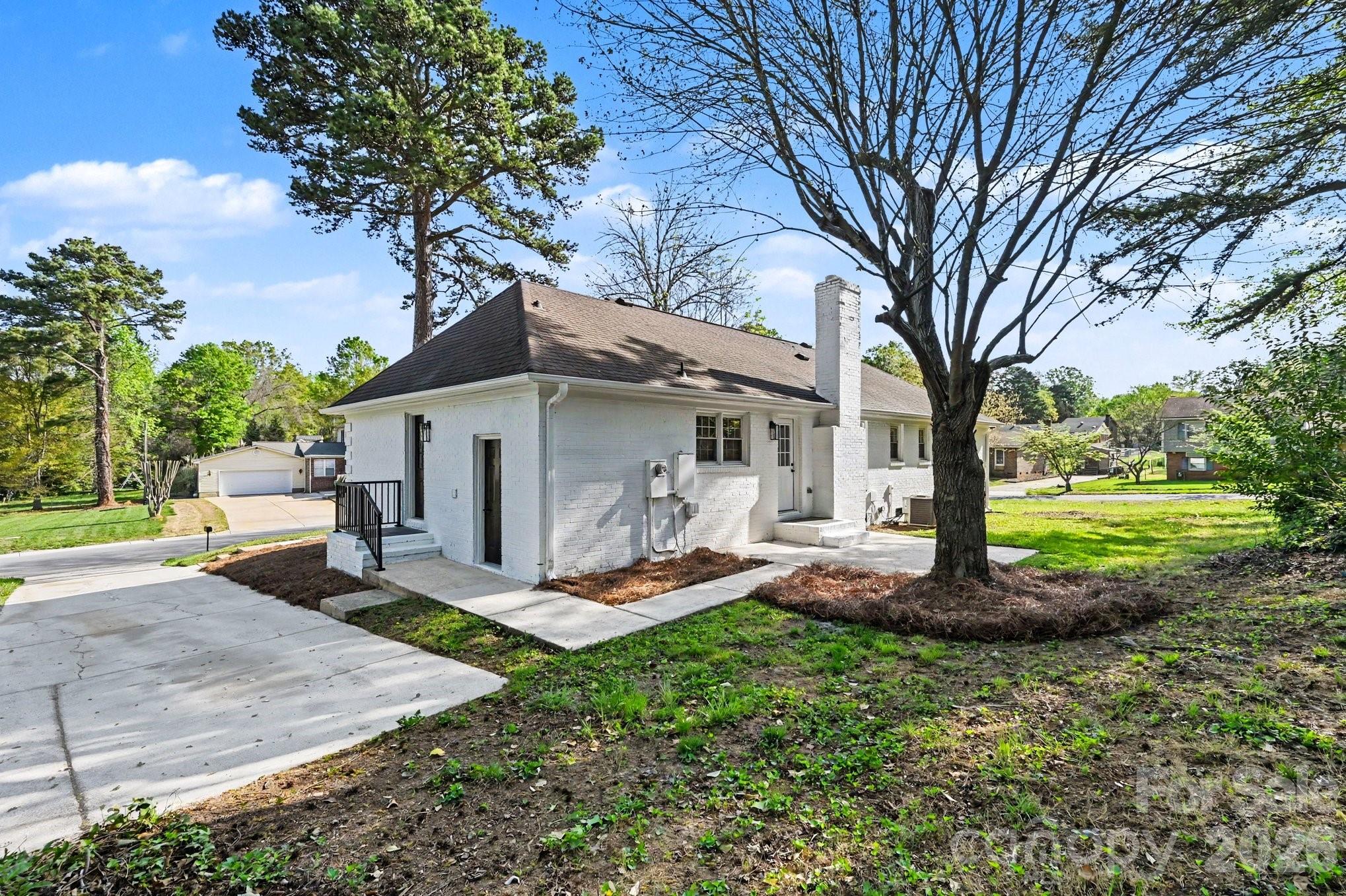 834 Braxfield Drive