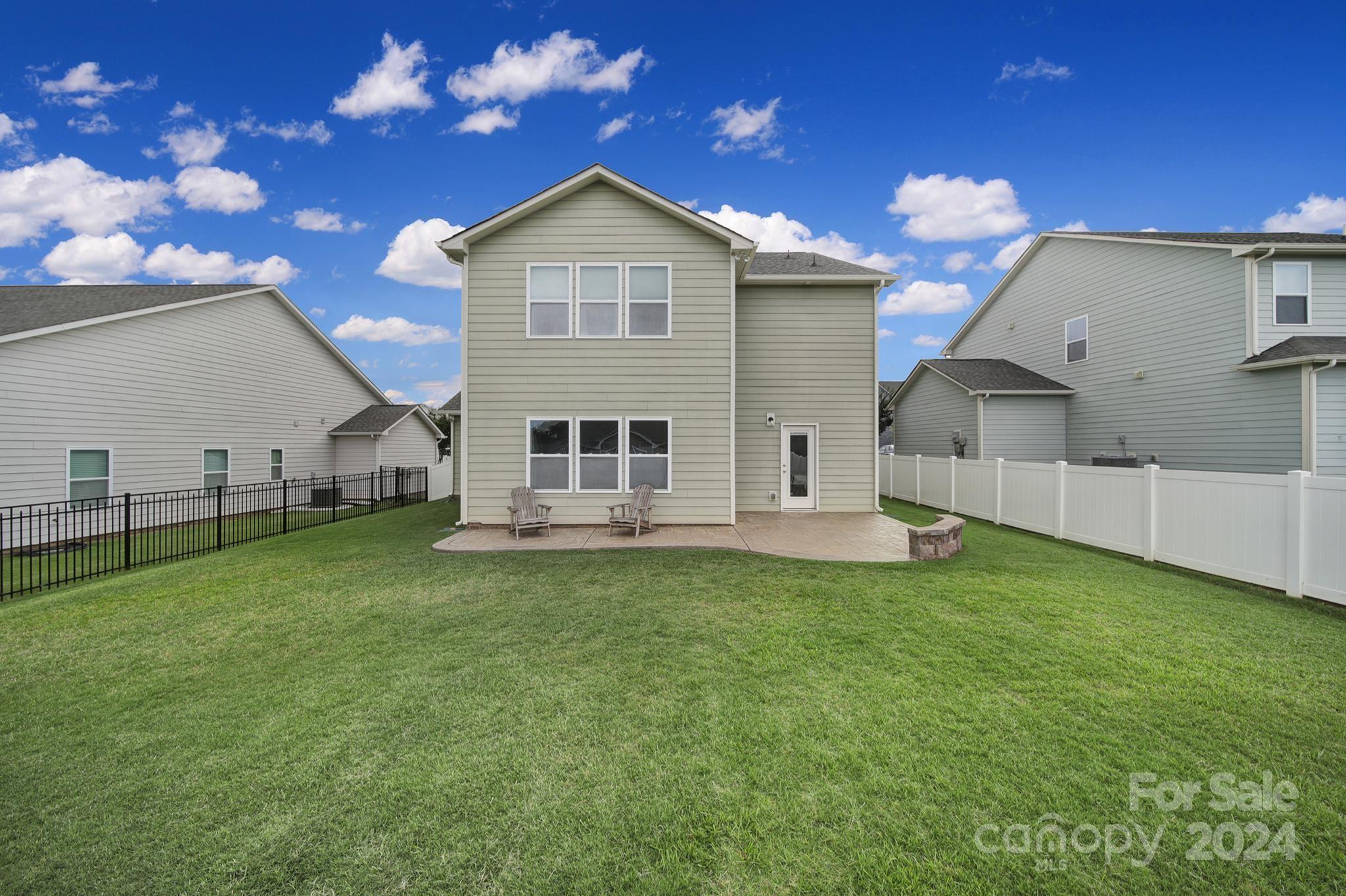 Huntley Glen - Residential