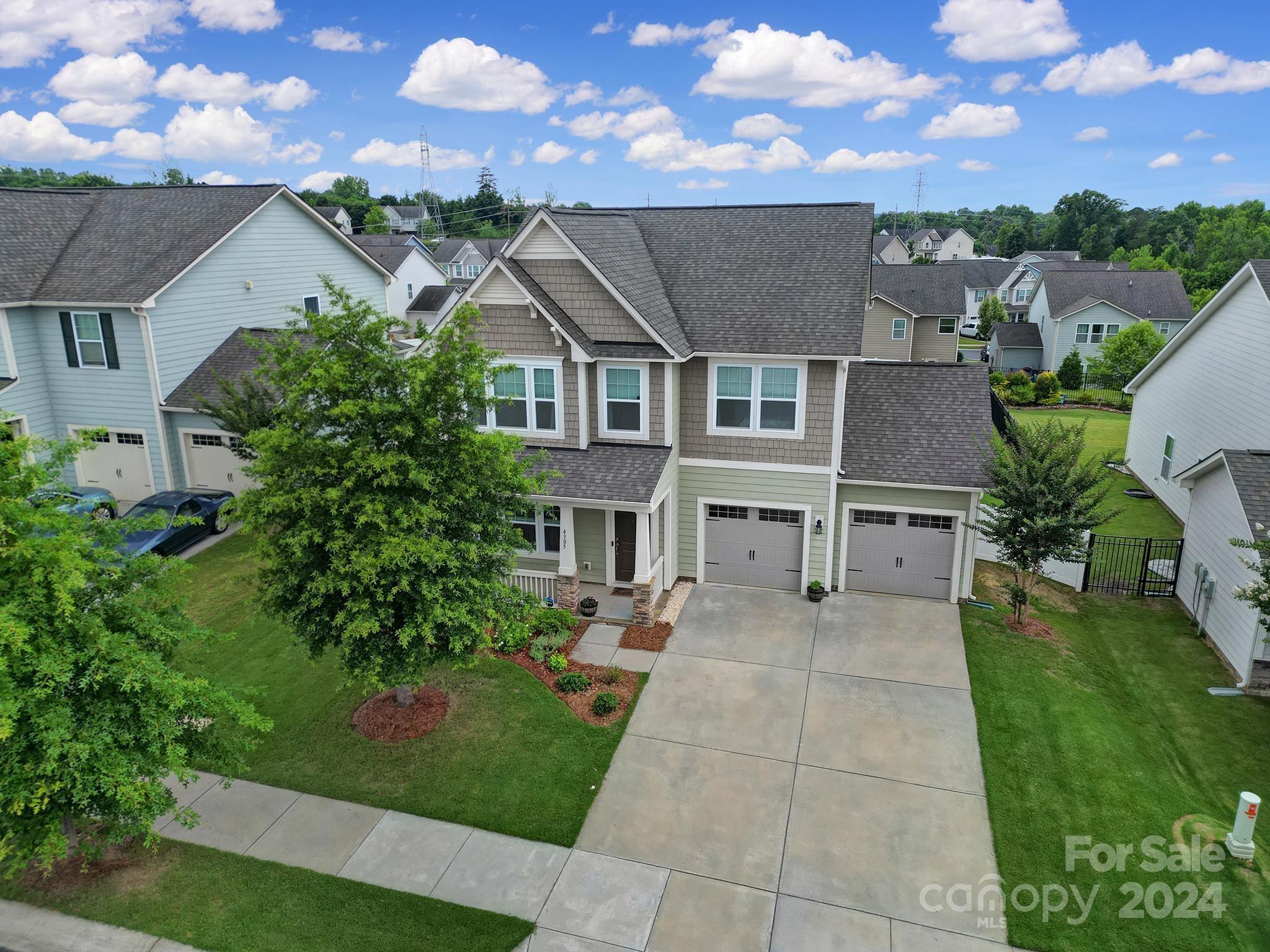 Huntley Glen - Residential