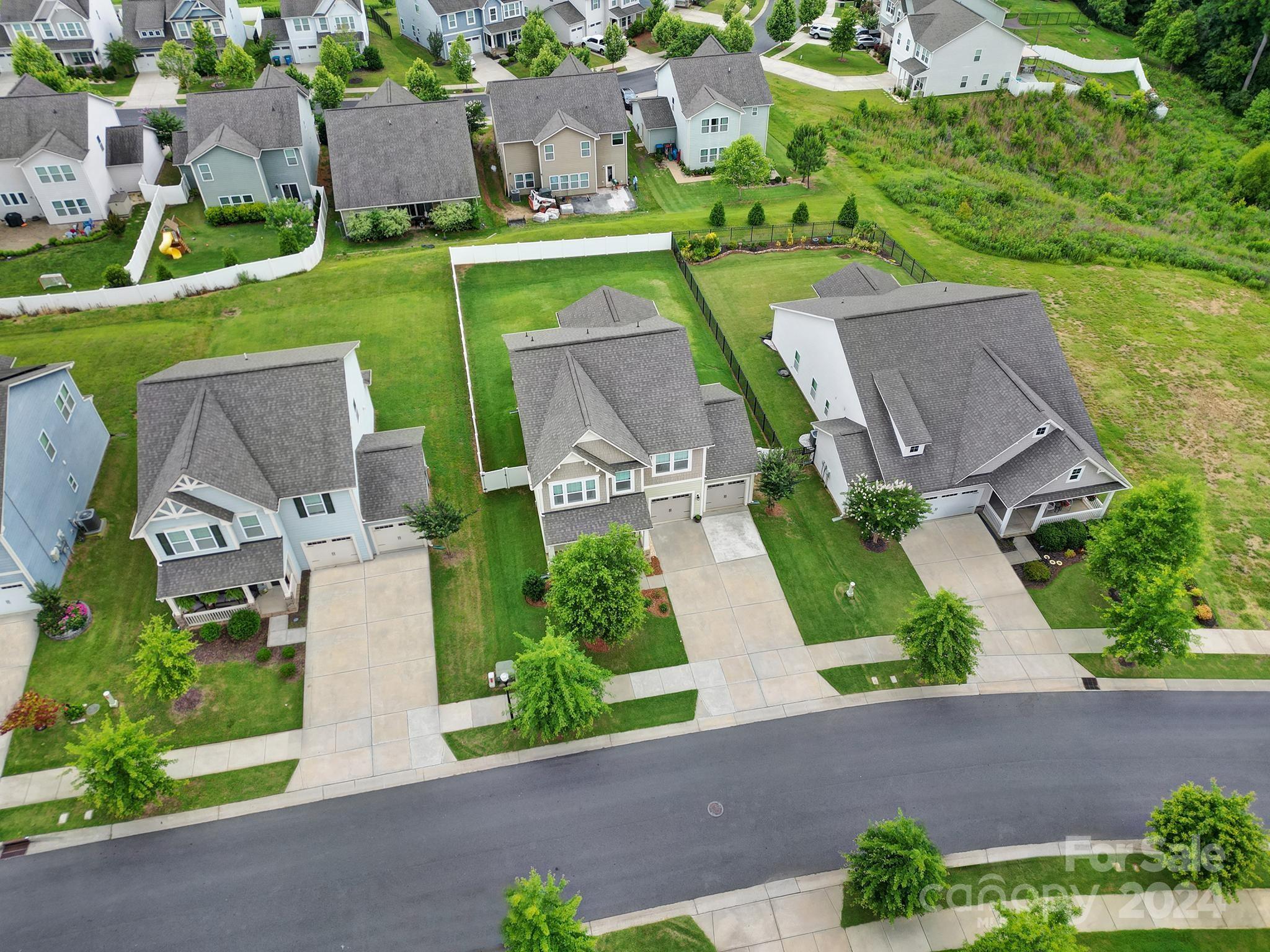 Huntley Glen - Residential