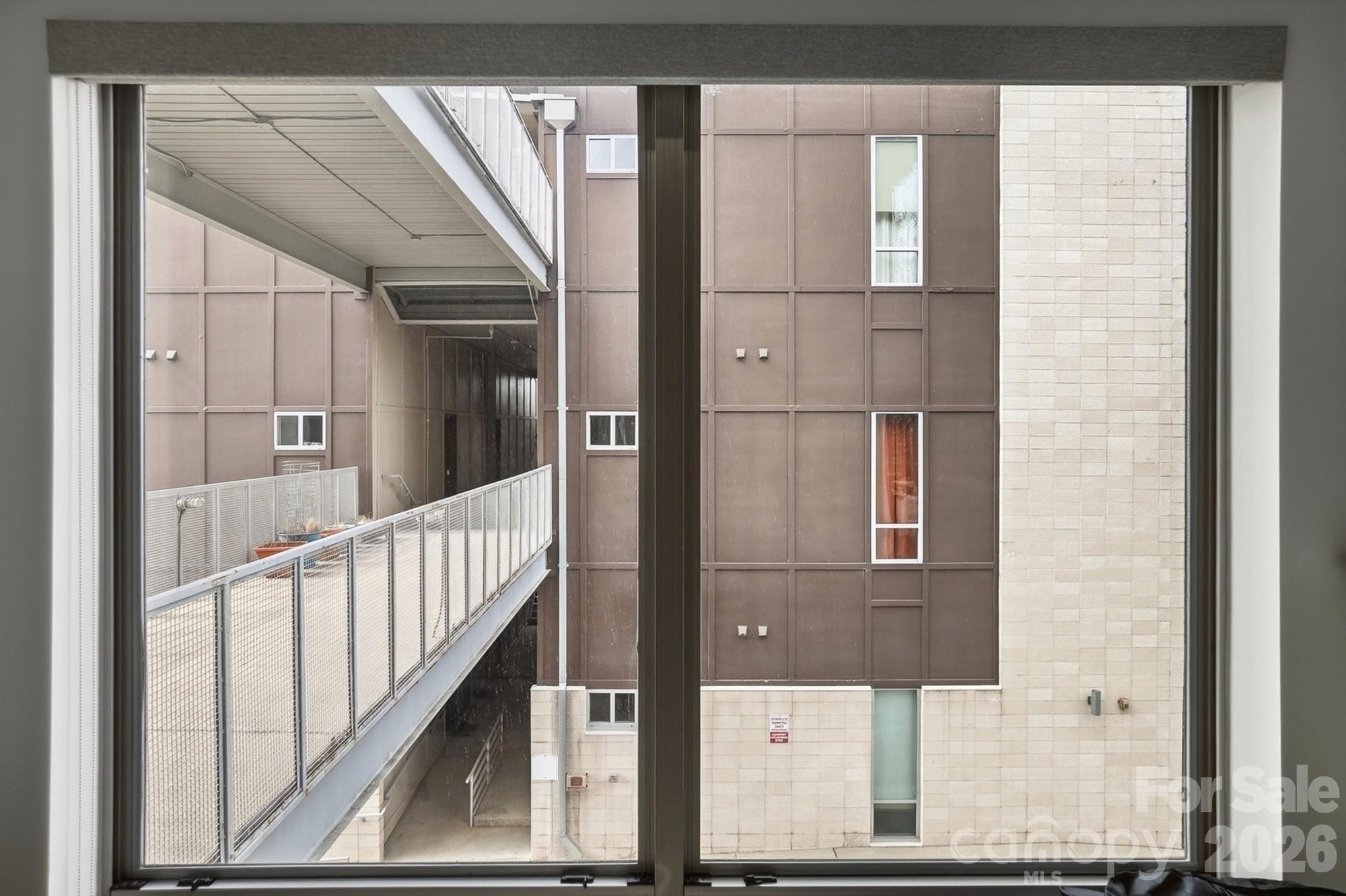 Plaza Vu - Residential