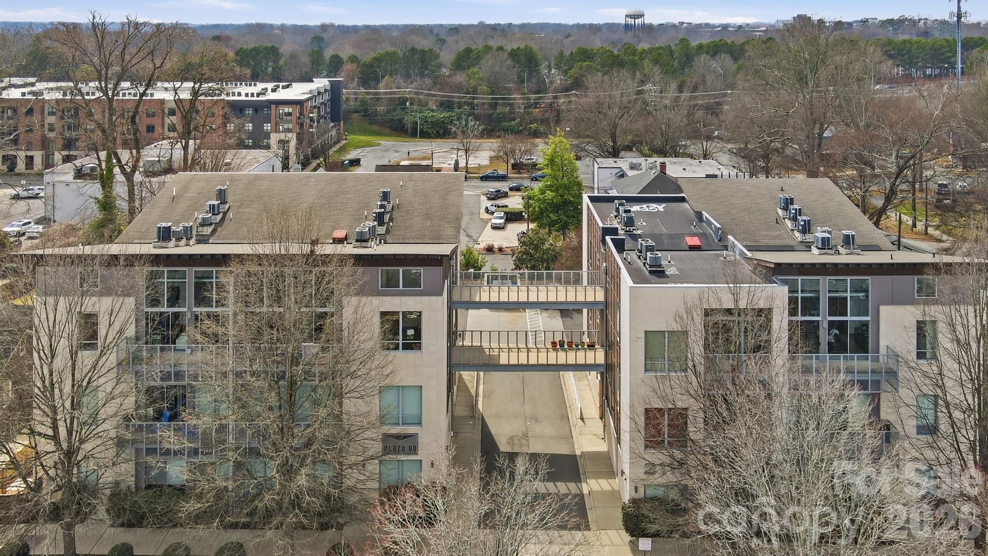 Plaza Vu - Residential