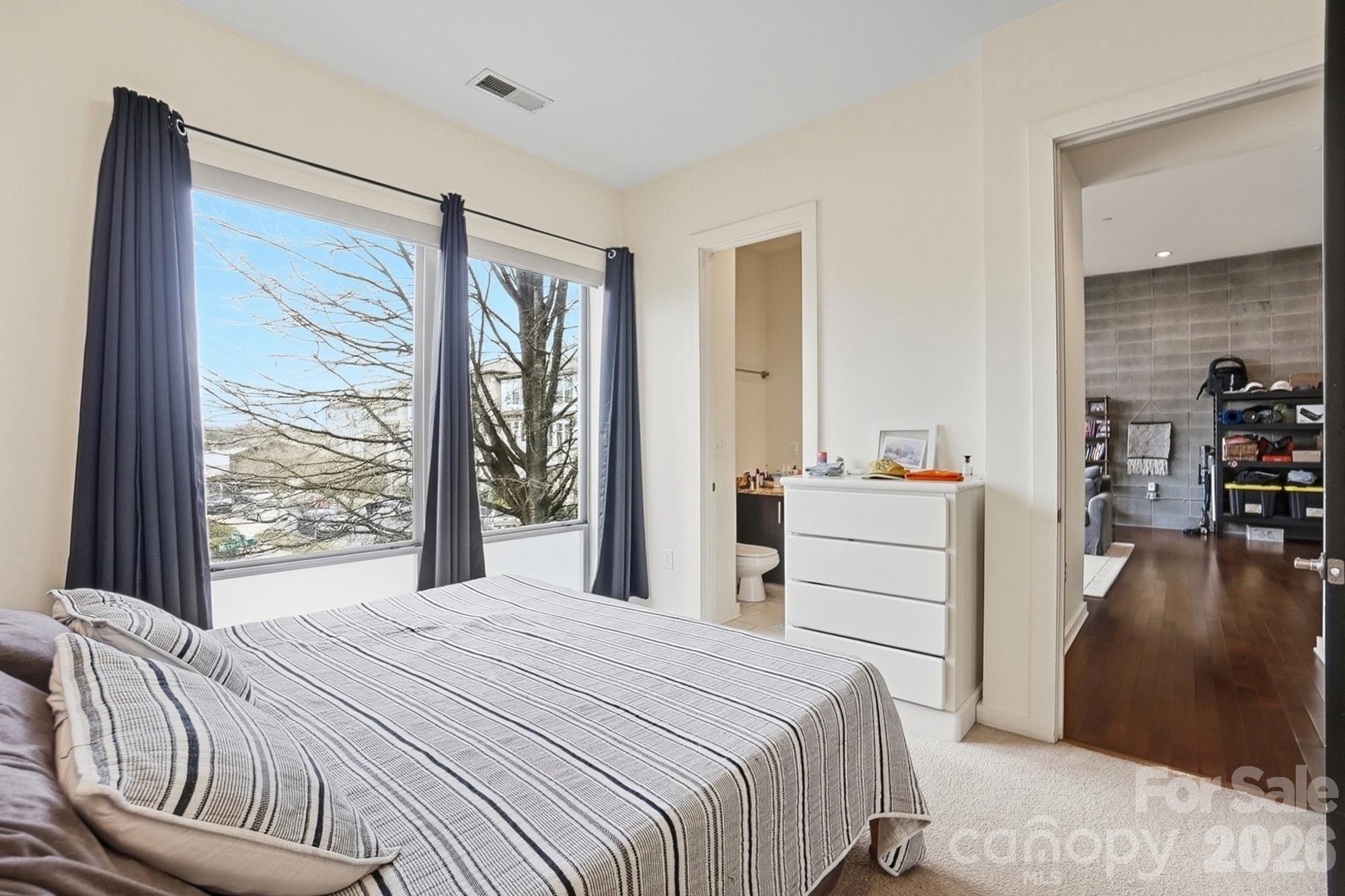 Plaza Vu - Residential