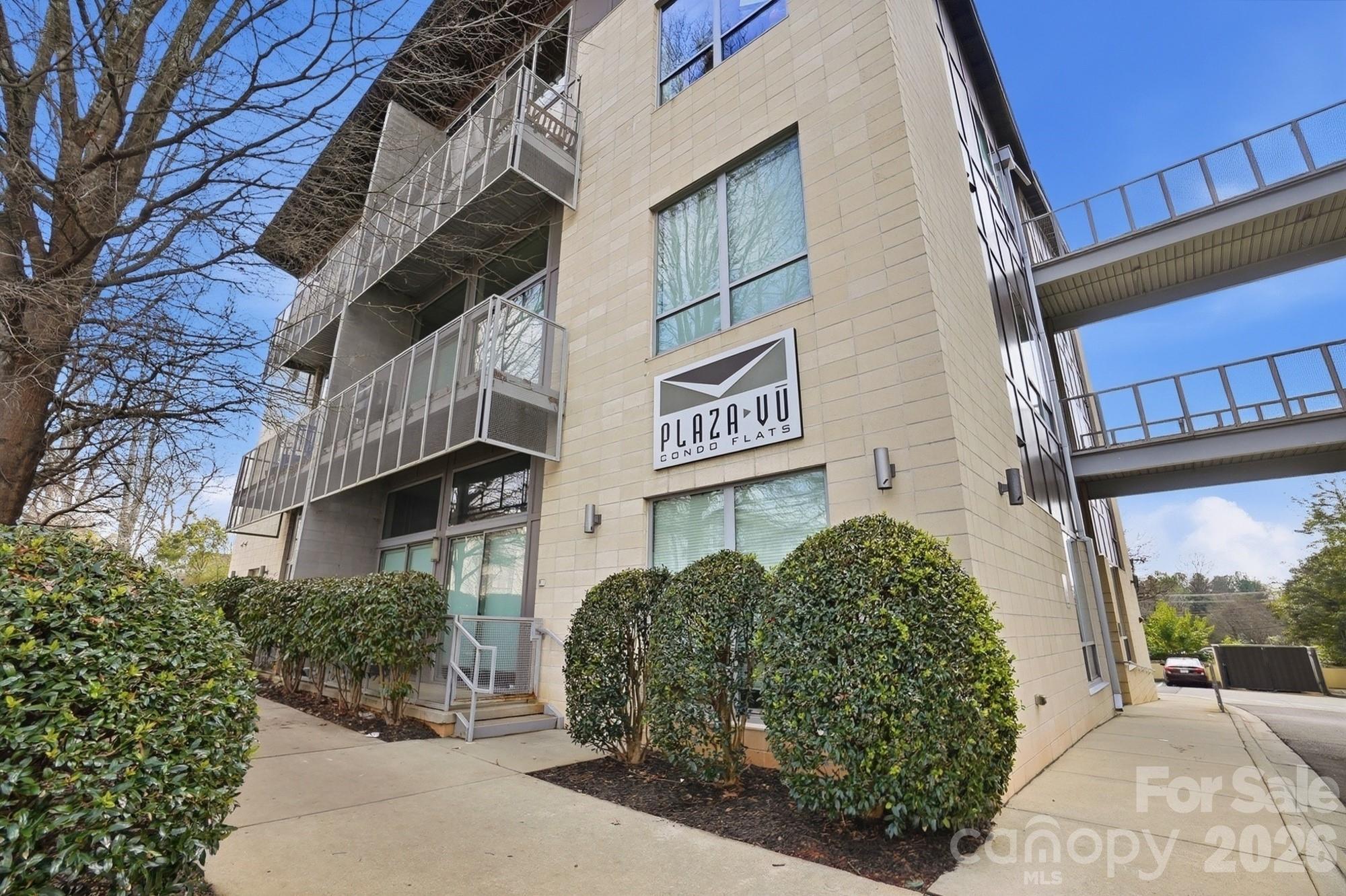 Plaza Vu - Residential