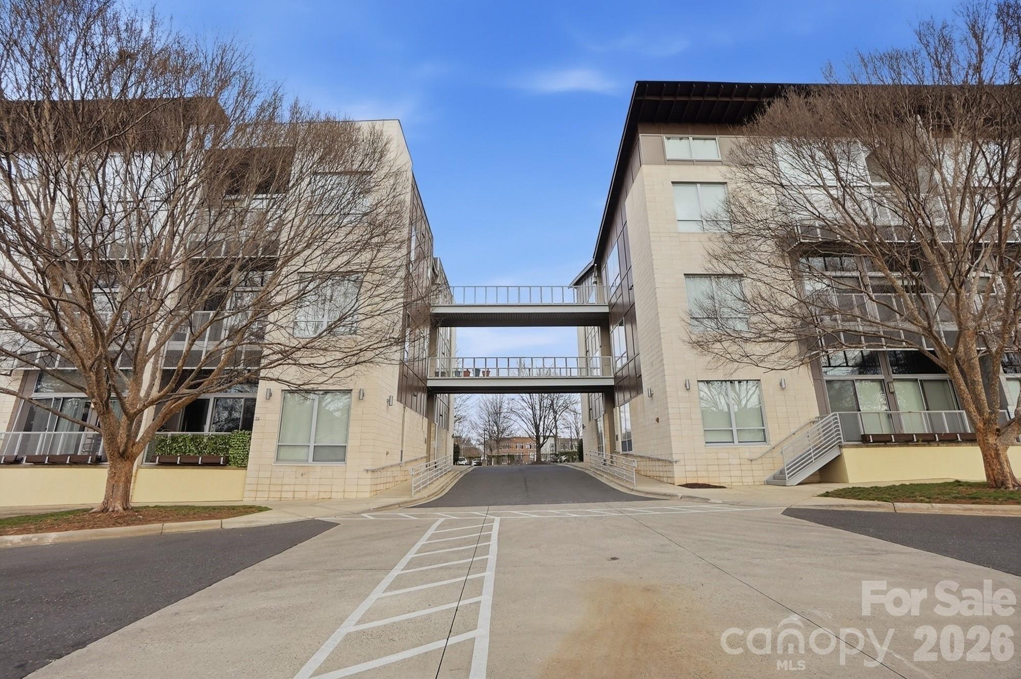 Plaza Vu - Residential