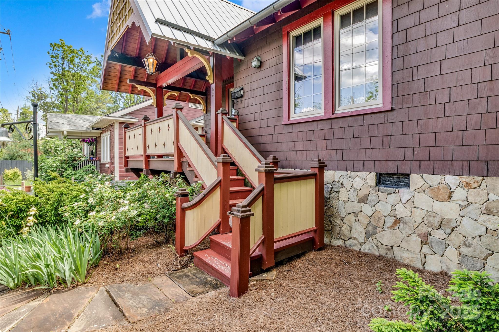 62 Elizabeth Place