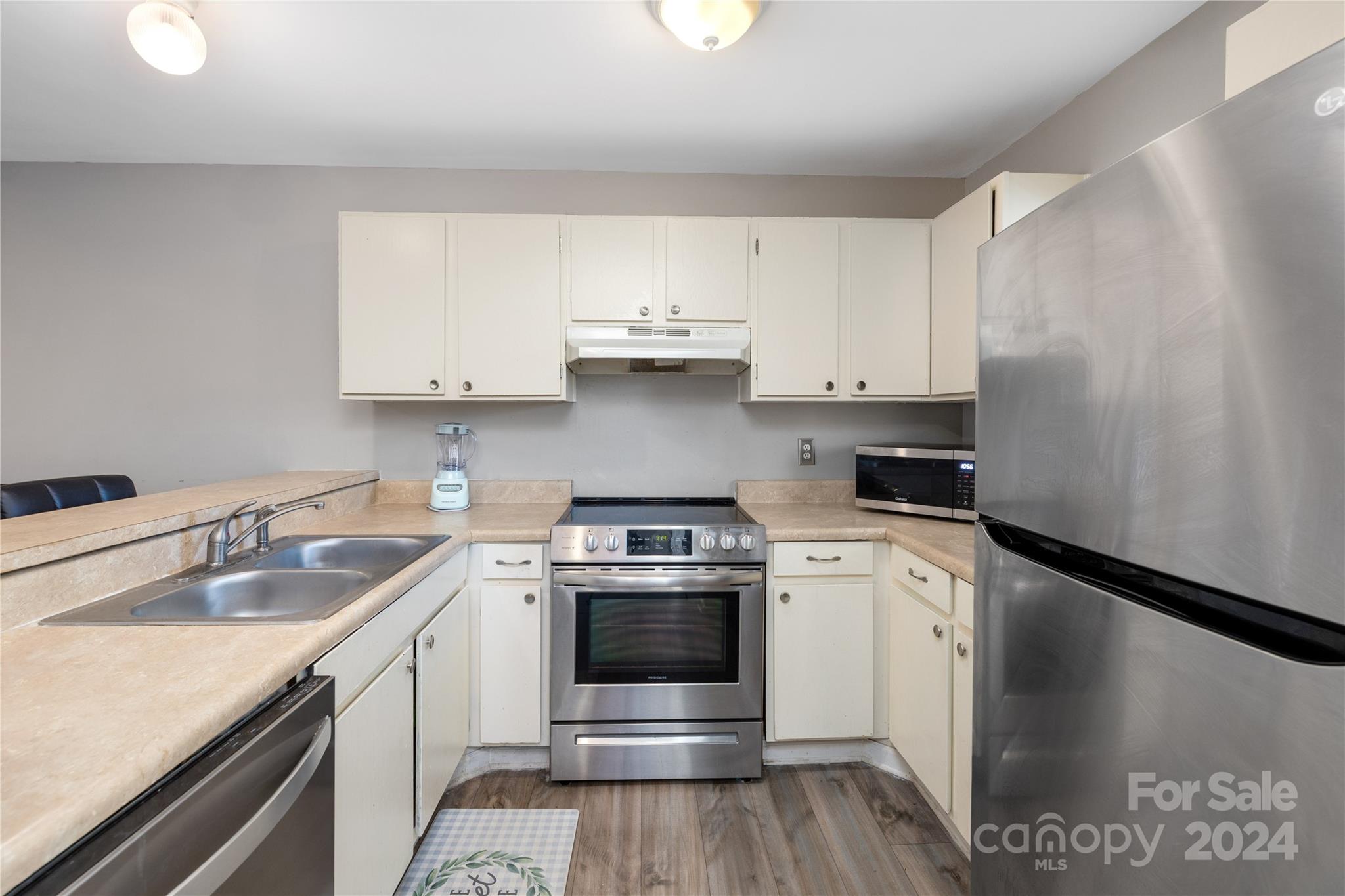 Eagles Landing - Residential