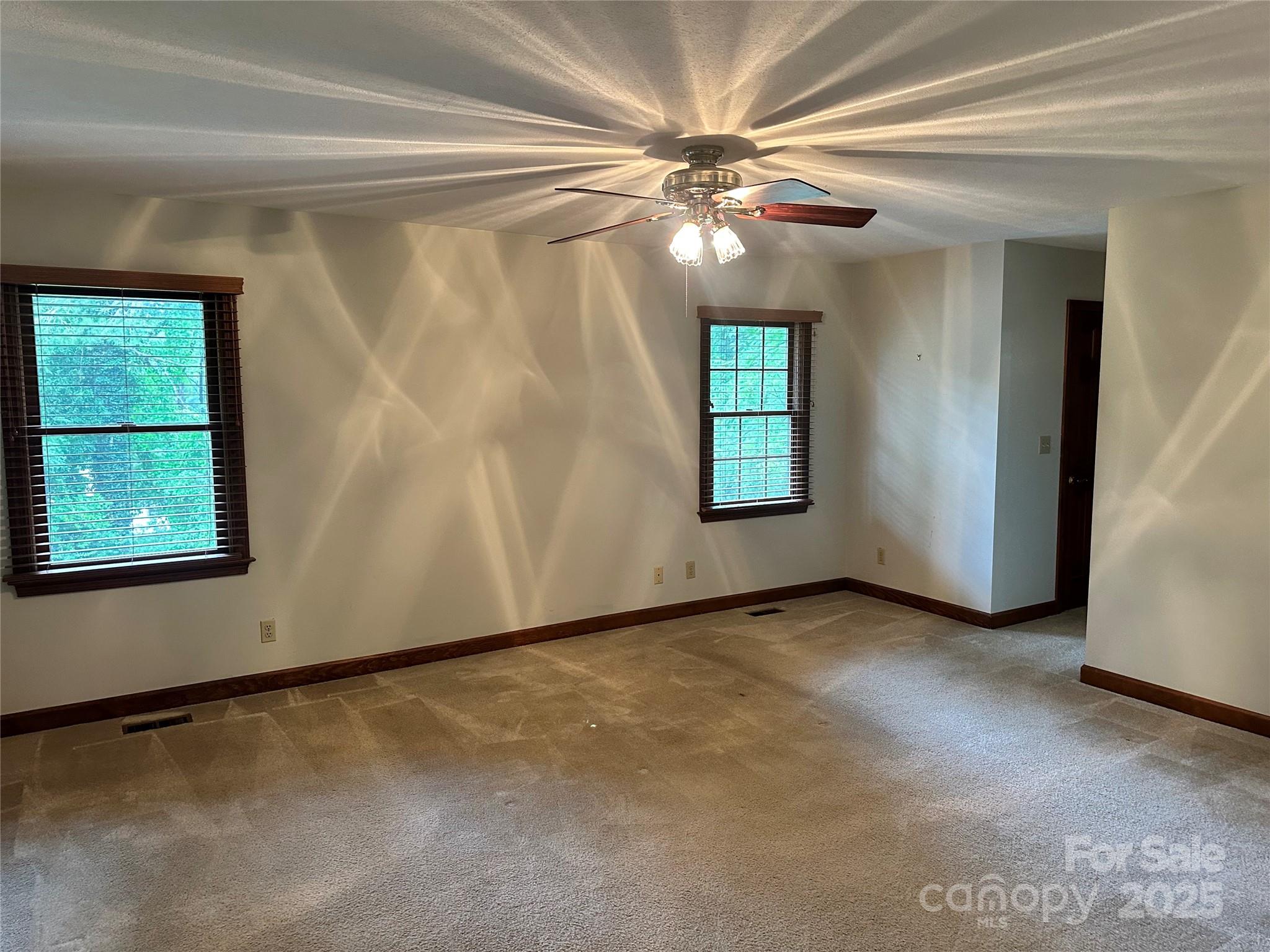 114 Kenwood Drive