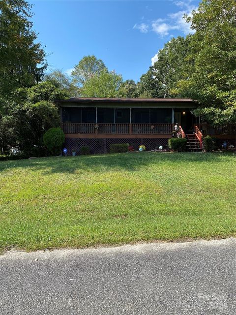 A home in Hendersonville