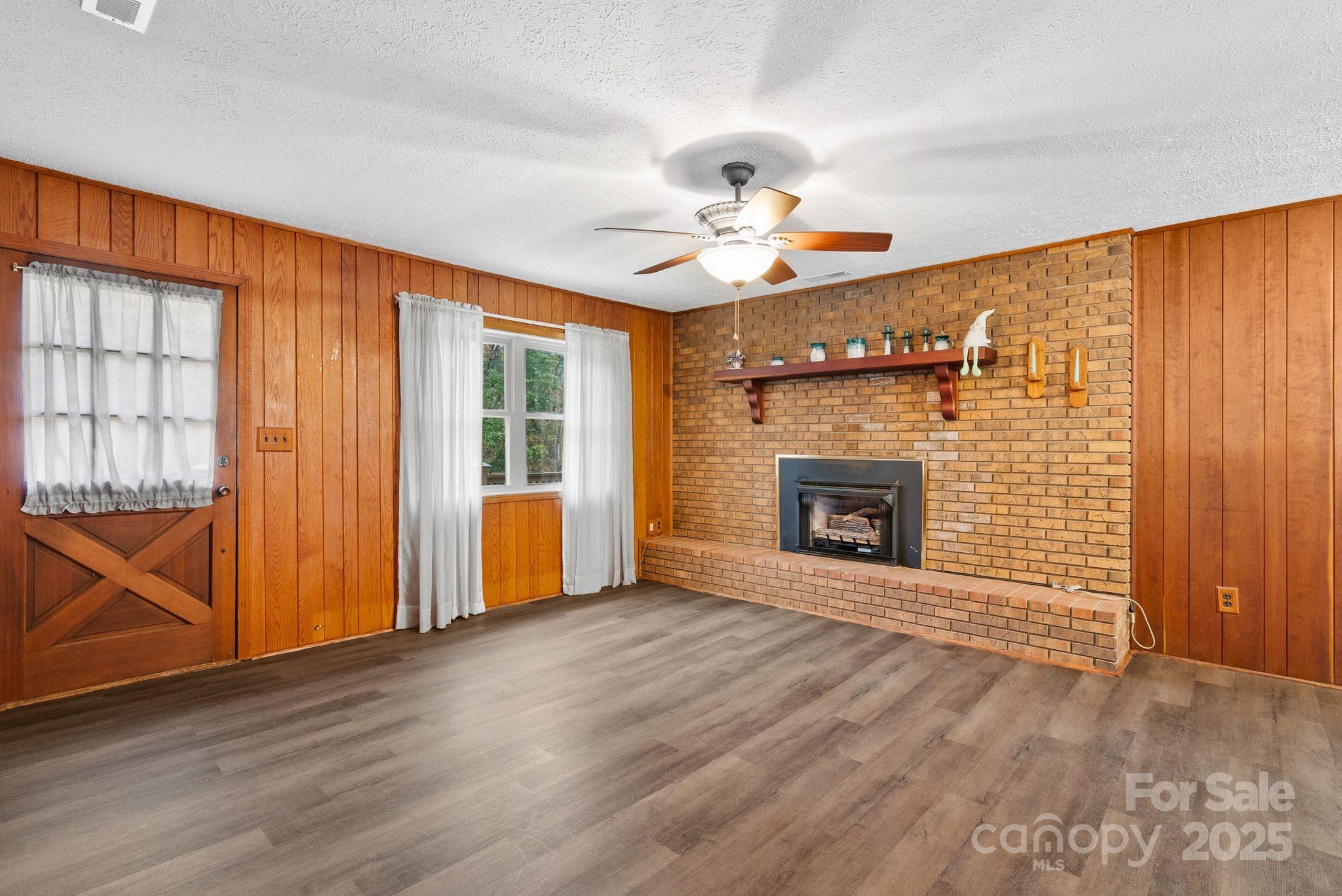 100 Beech Valley Estate