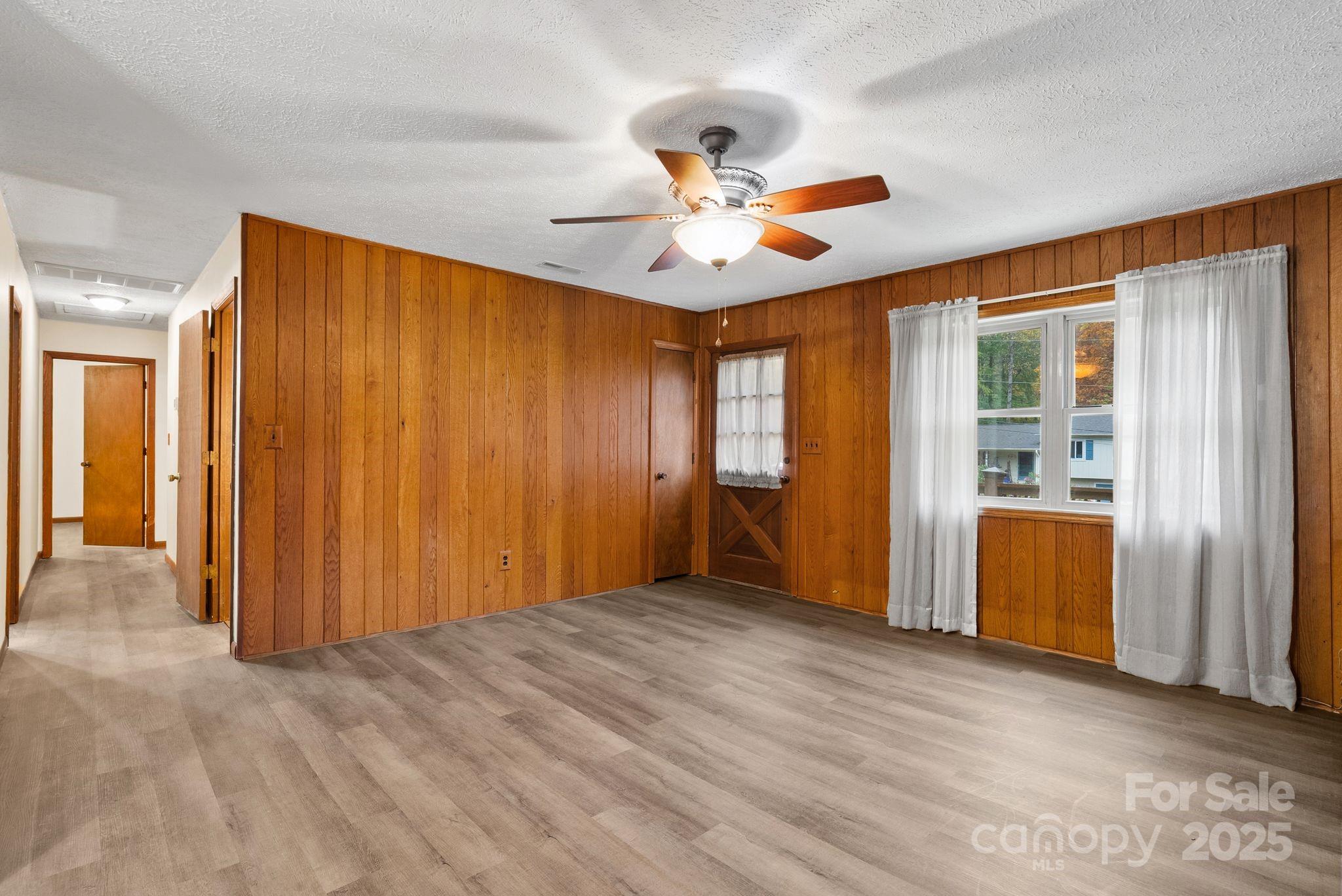 100 Beech Valley Estate