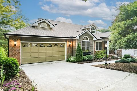 A home in Hendersonville