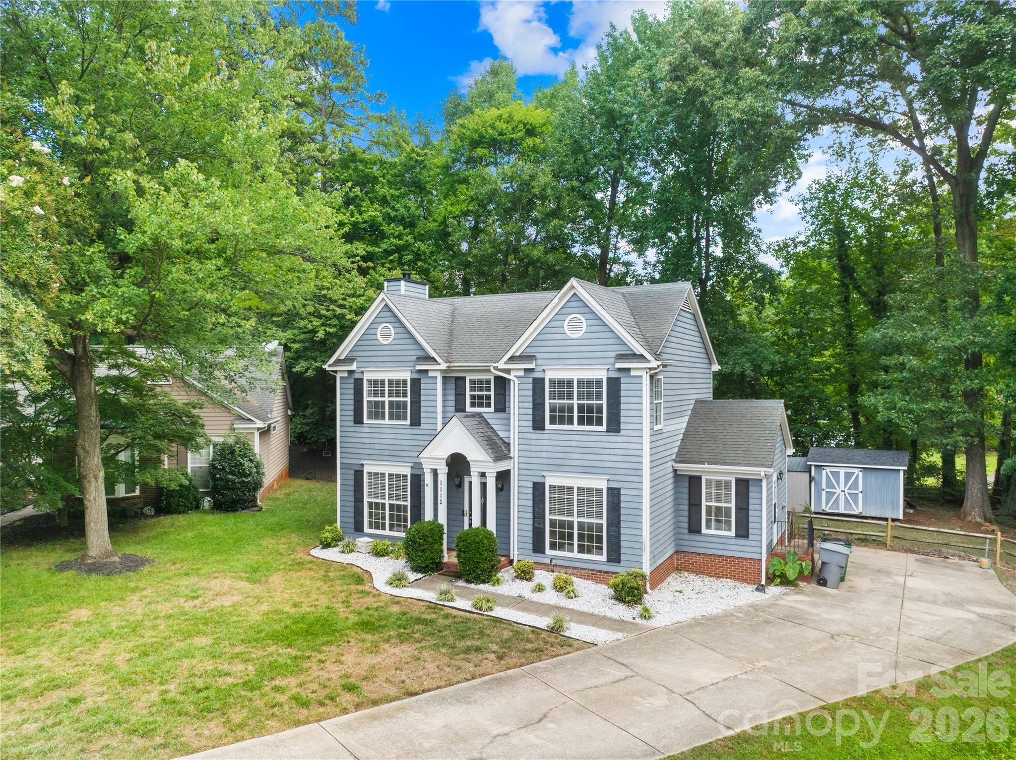 1112 Coachlight Circle