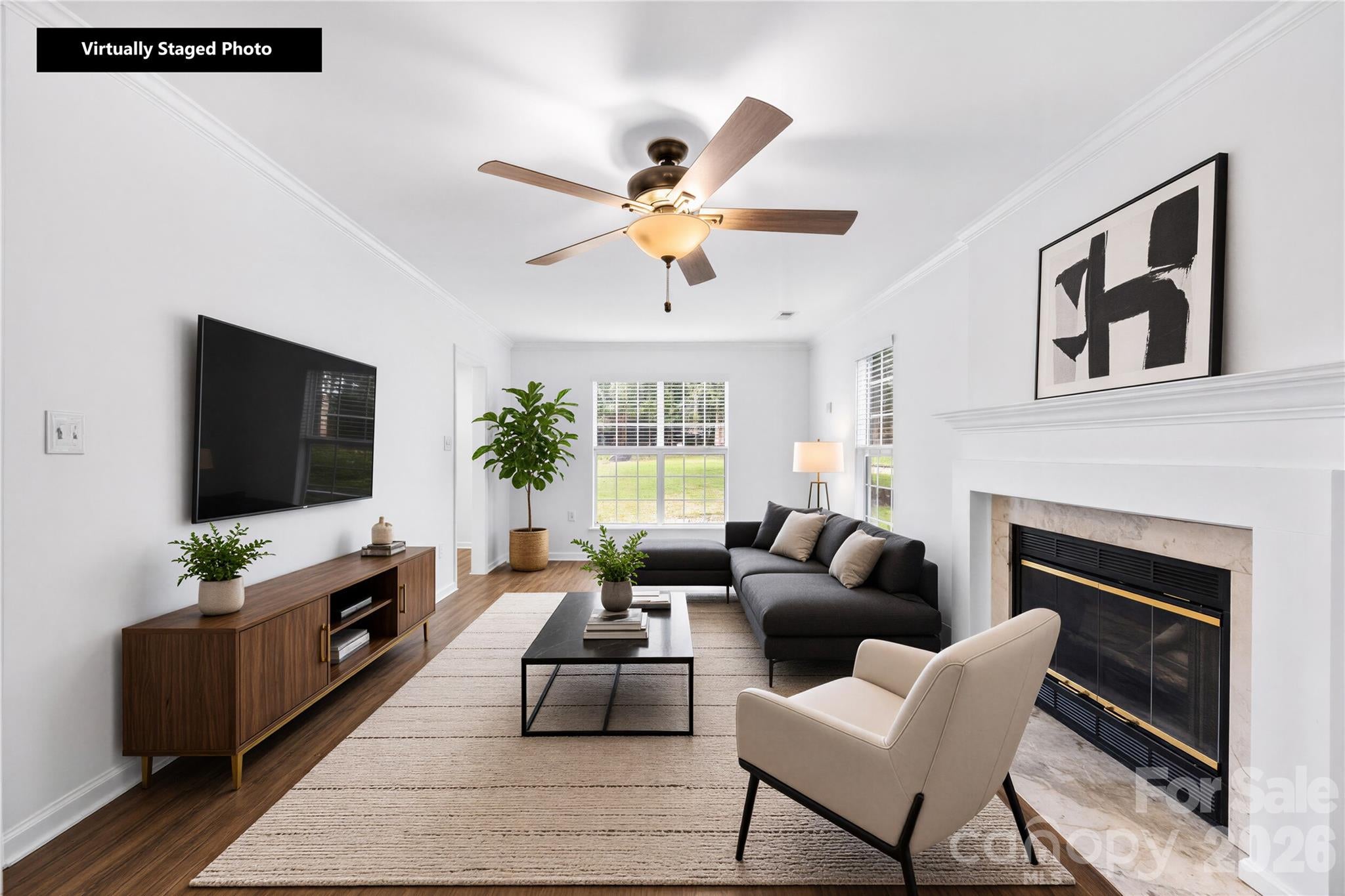 1112 Coachlight Circle