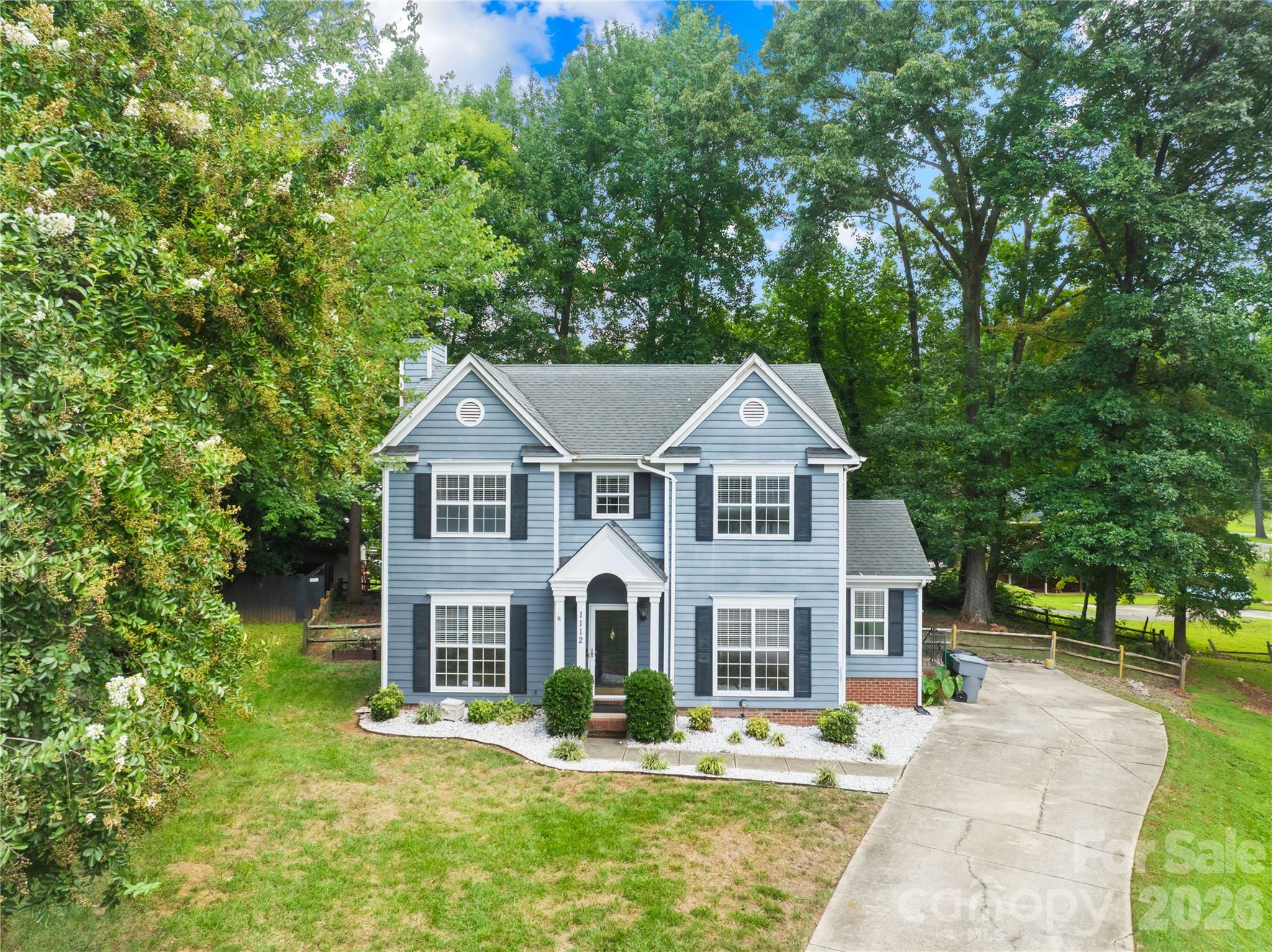 1112 Coachlight Circle
